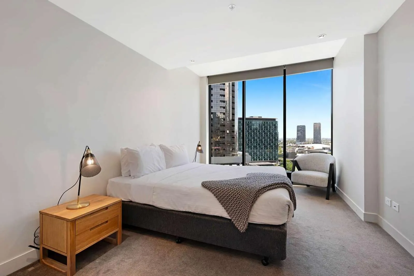 Bedroom, Bed in Corporate Keys - Freshwater Place