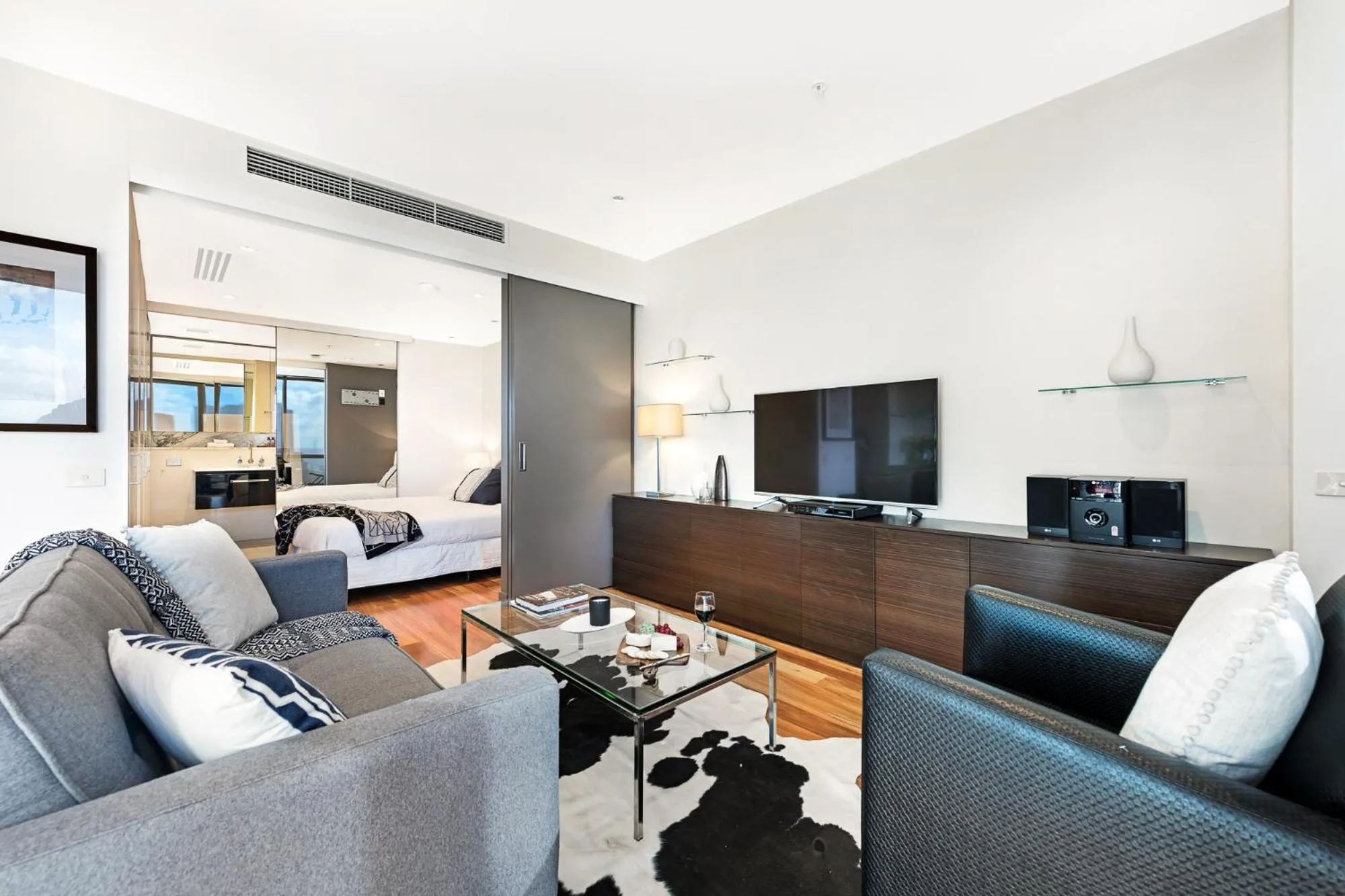 Living room in Corporate Keys - Freshwater Place