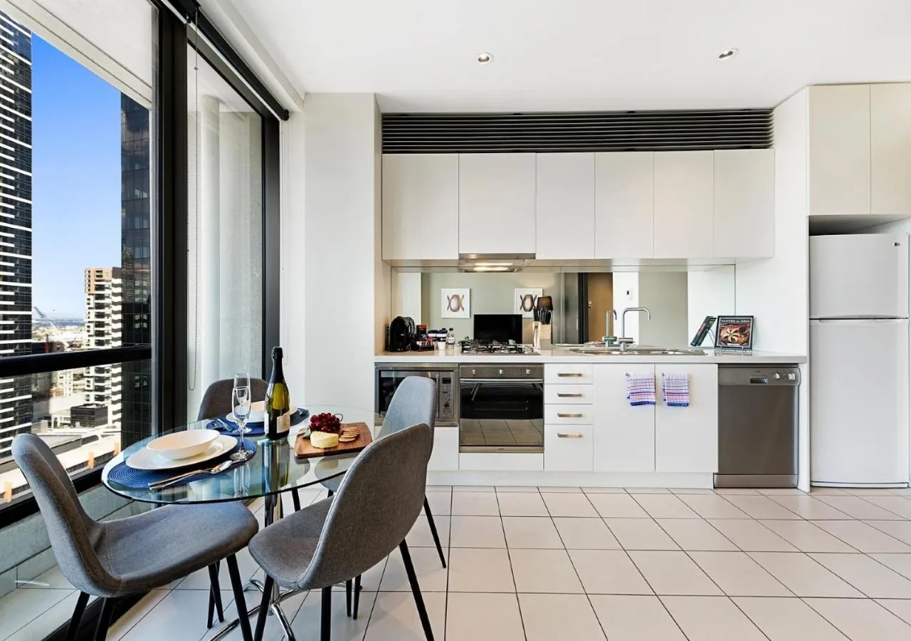 Kitchen or kitchenette in Corporate Keys - Freshwater Place