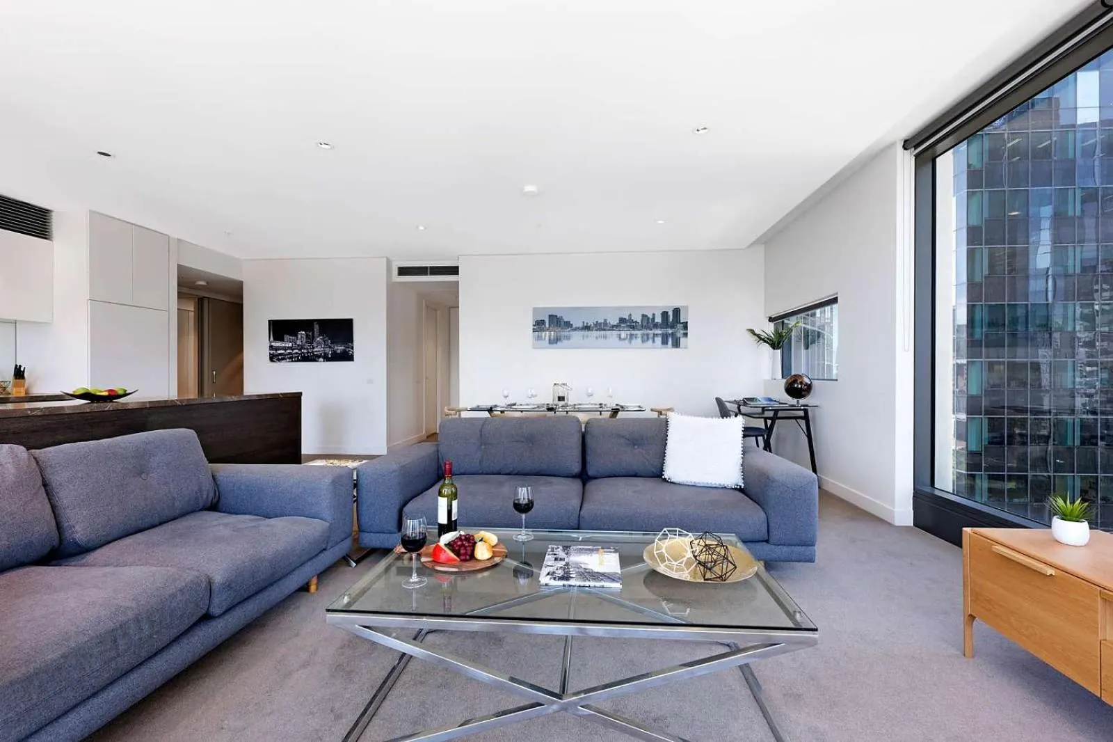 Living room in Corporate Keys - Freshwater Place