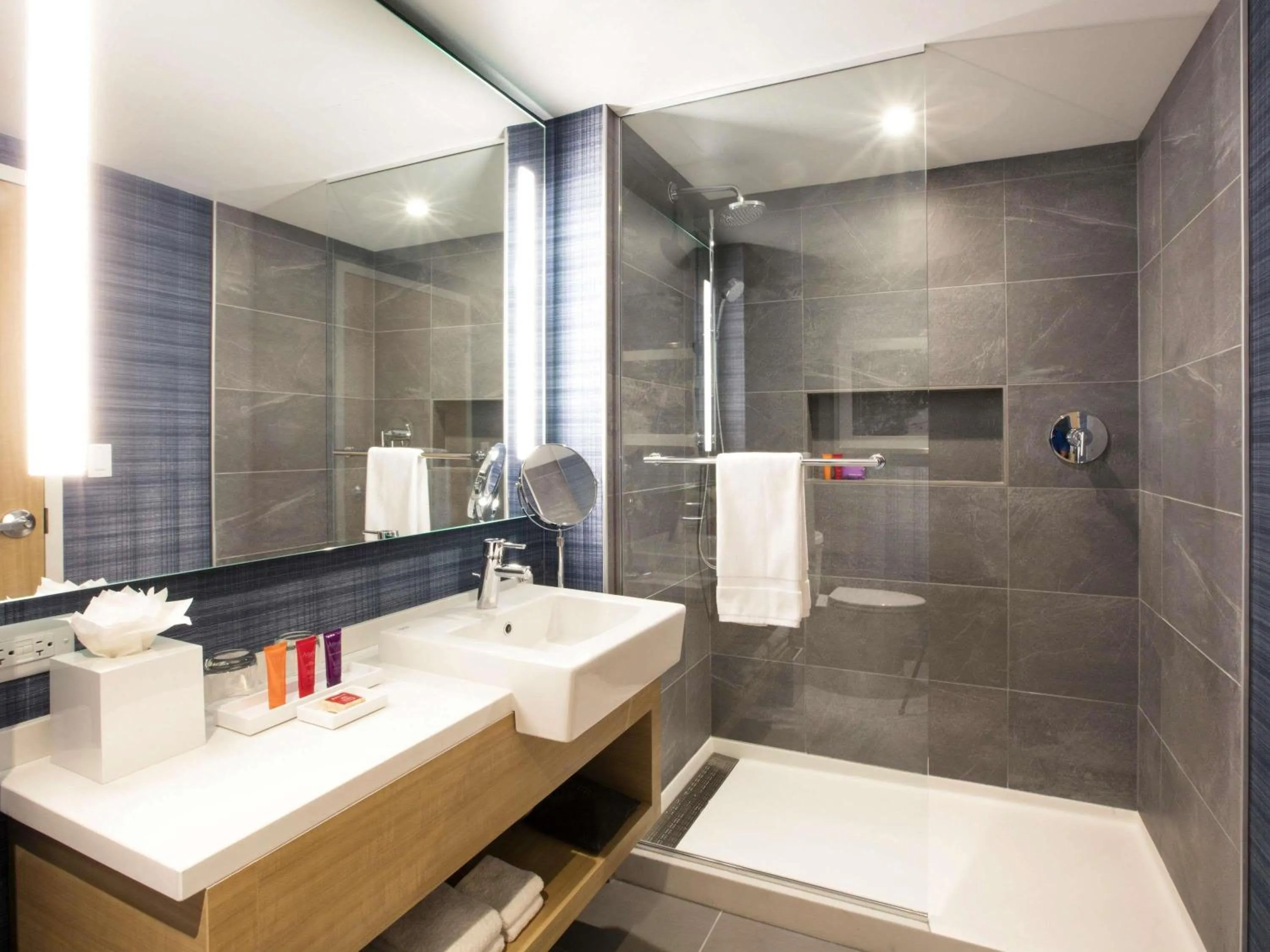 Bedroom in Novotel Miami Brickell