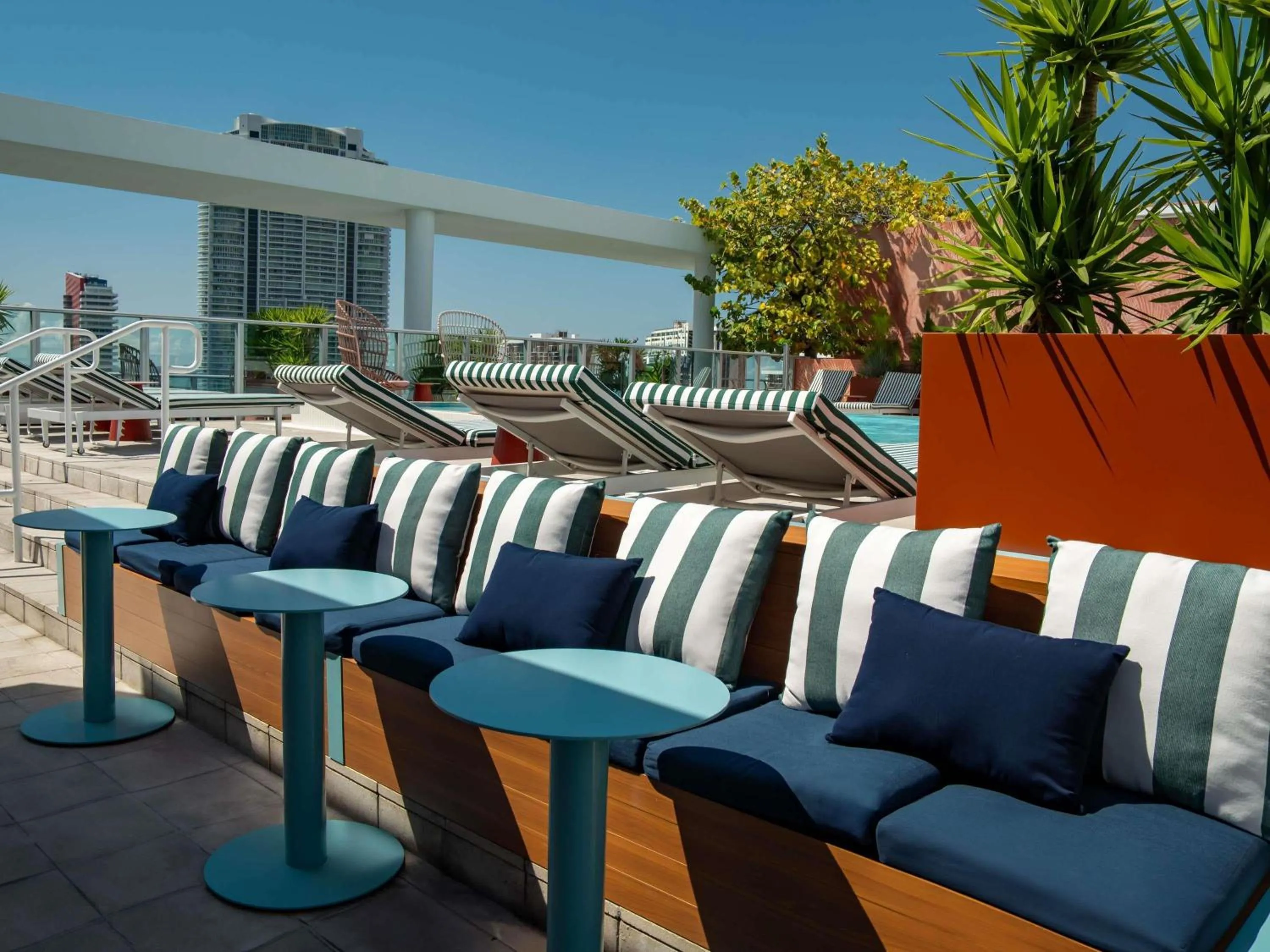 Property building in Novotel Miami Brickell