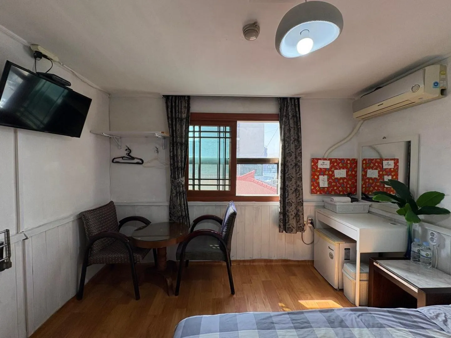 Decorative detail, Bed in Gudeok Guesthouse