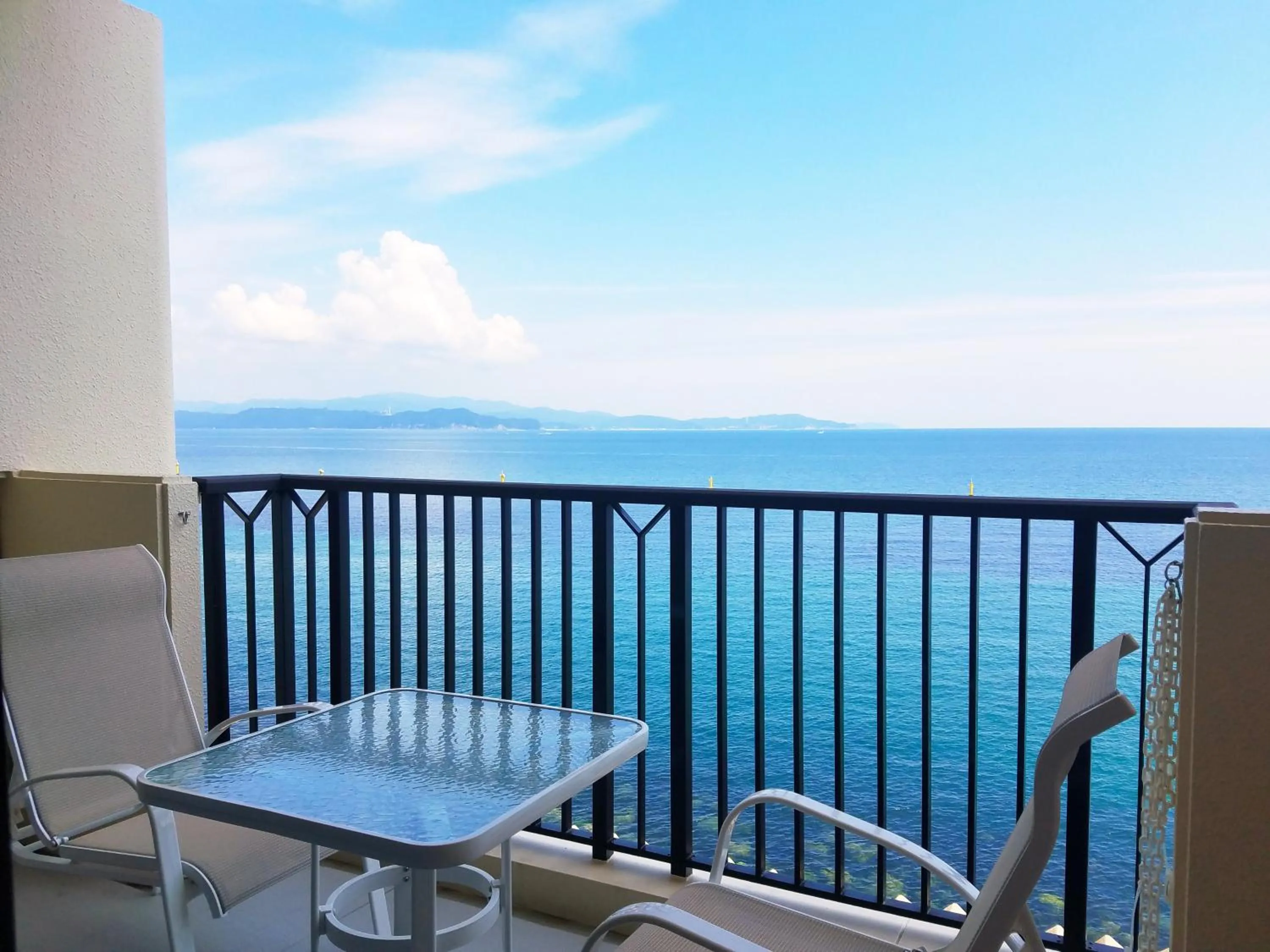 Balcony/Terrace in AoAwo Naruto Resort