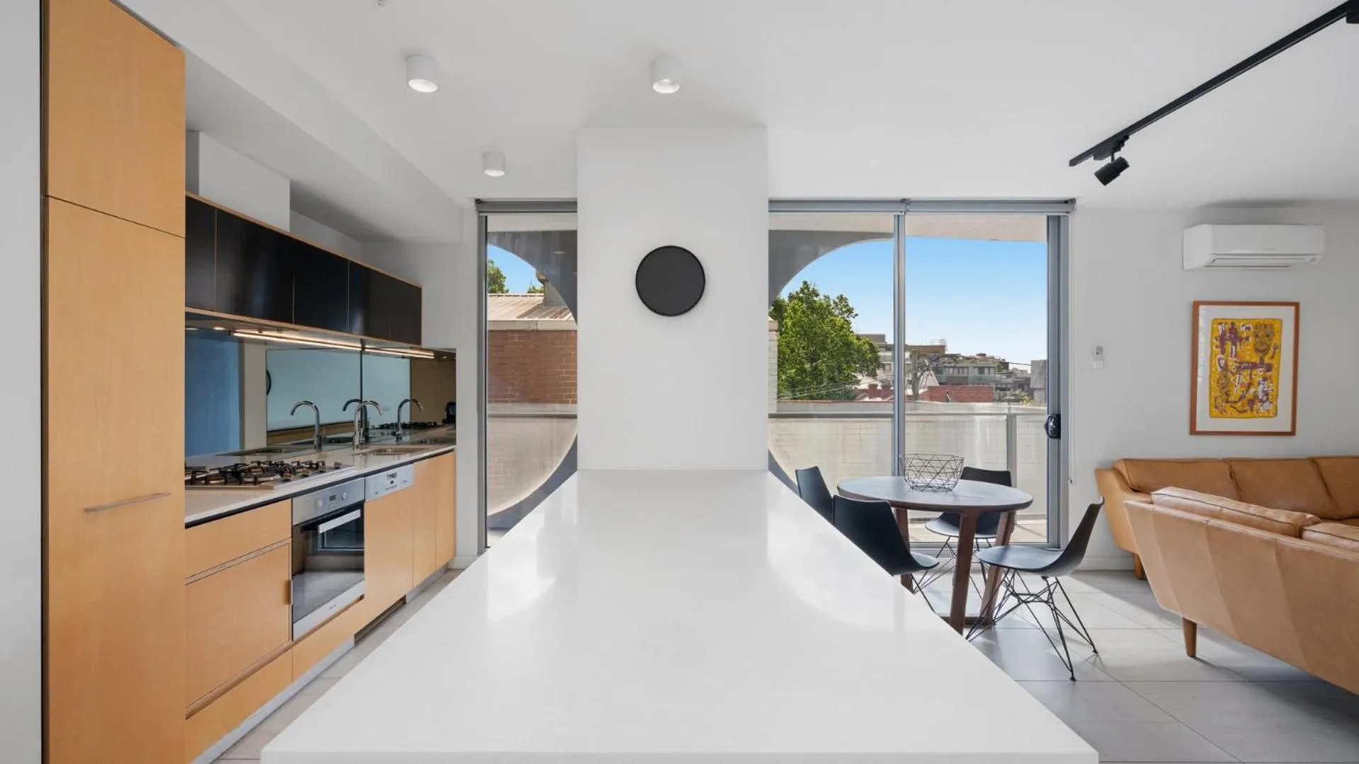 Kitchen or kitchenette in District Apartments Fitzroy