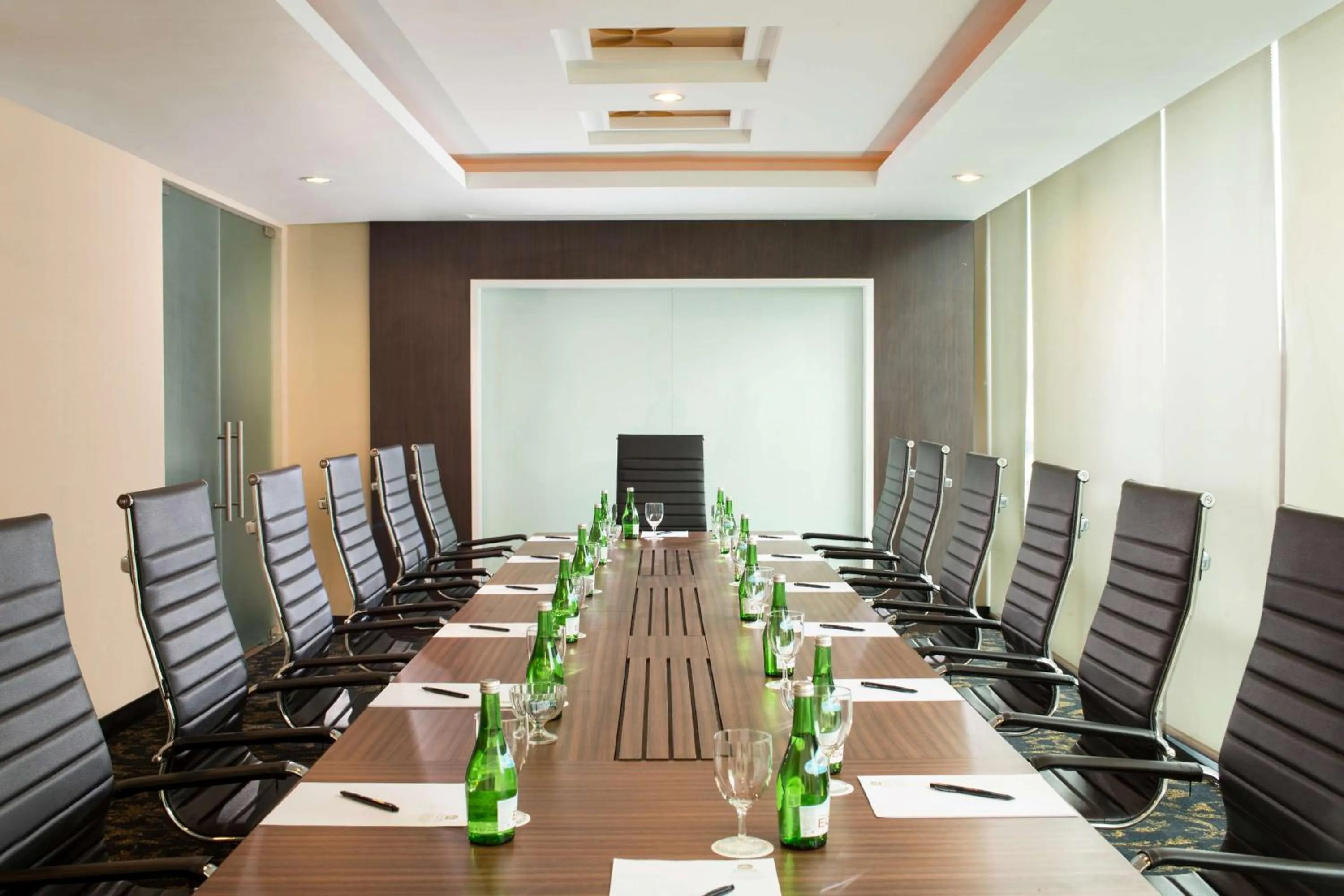 Meeting/conference room in Best Western Premier La Grande Bandung
