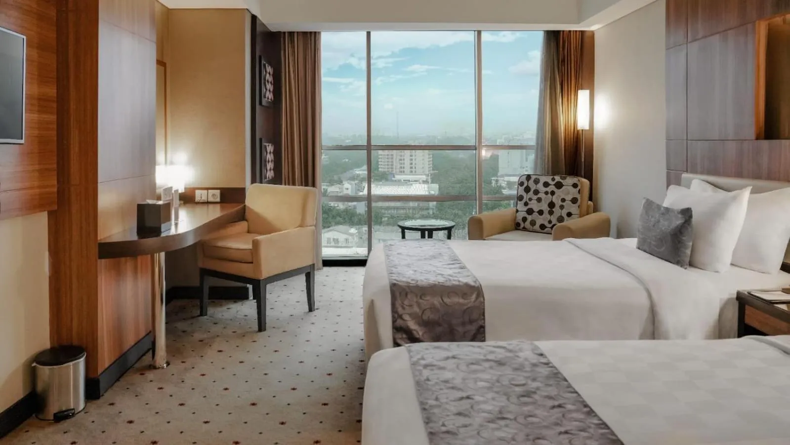 Bedroom, Bed in Best Western Premier La Grande Bandung