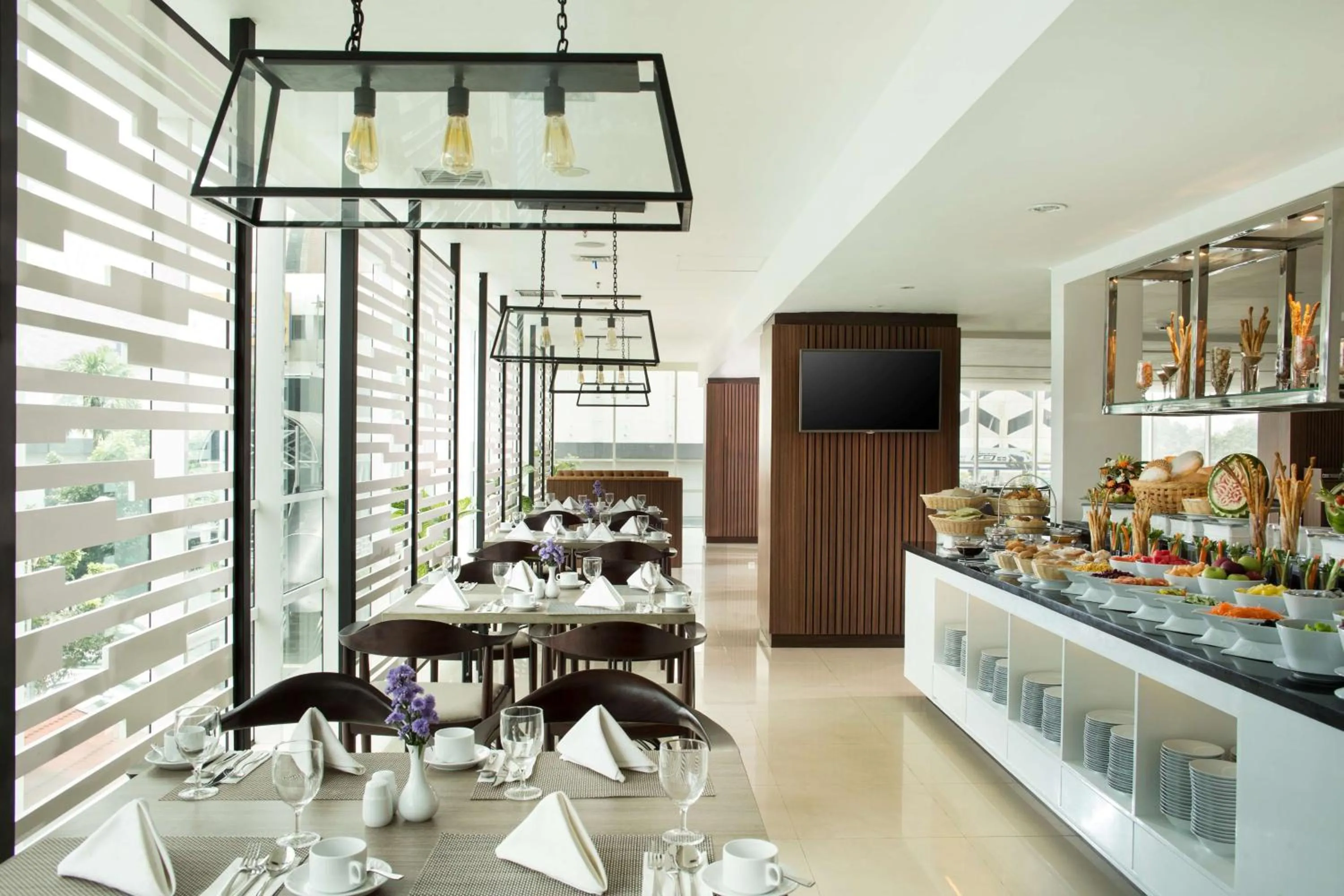 Breakfast in Best Western Premier La Grande Bandung