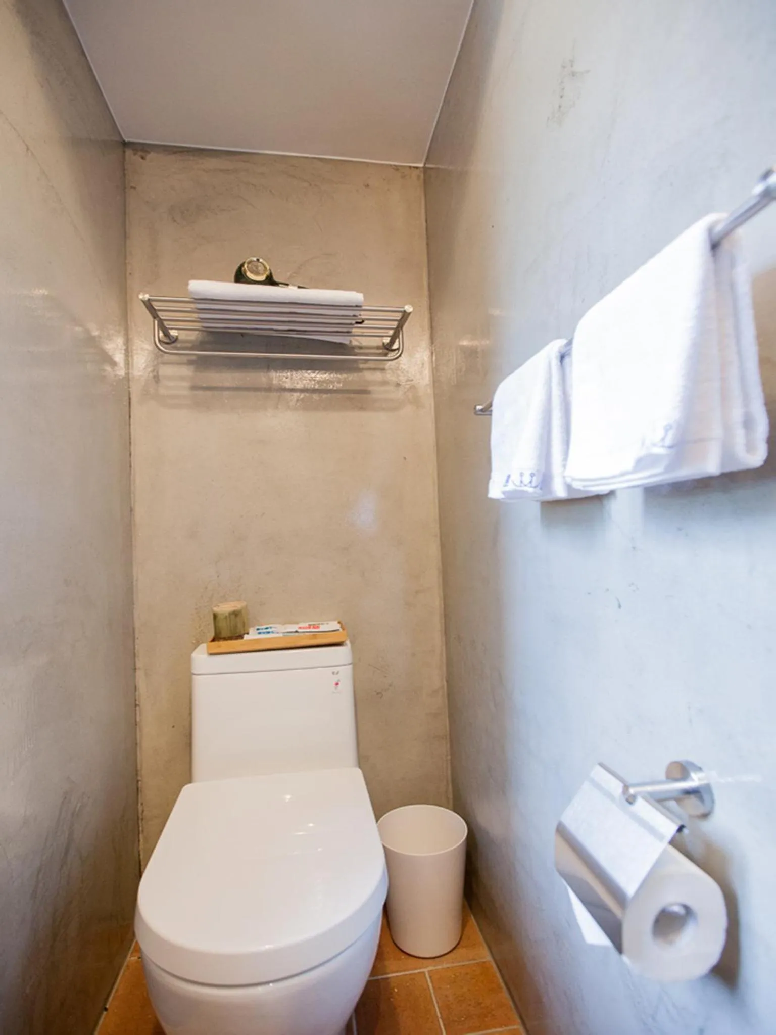 Bathroom in Jian Shan Hotel