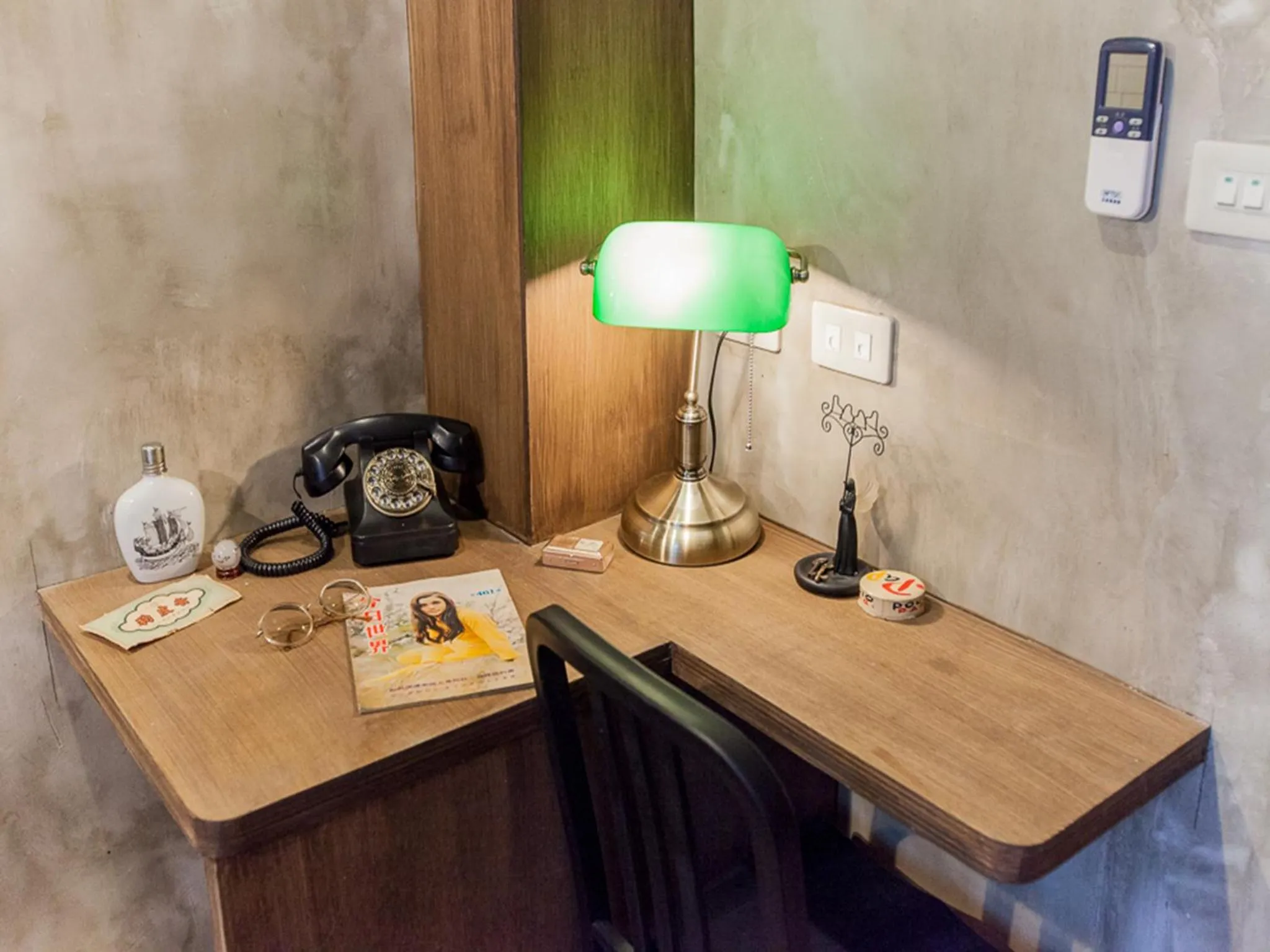 Decorative detail in Jian Shan Hotel