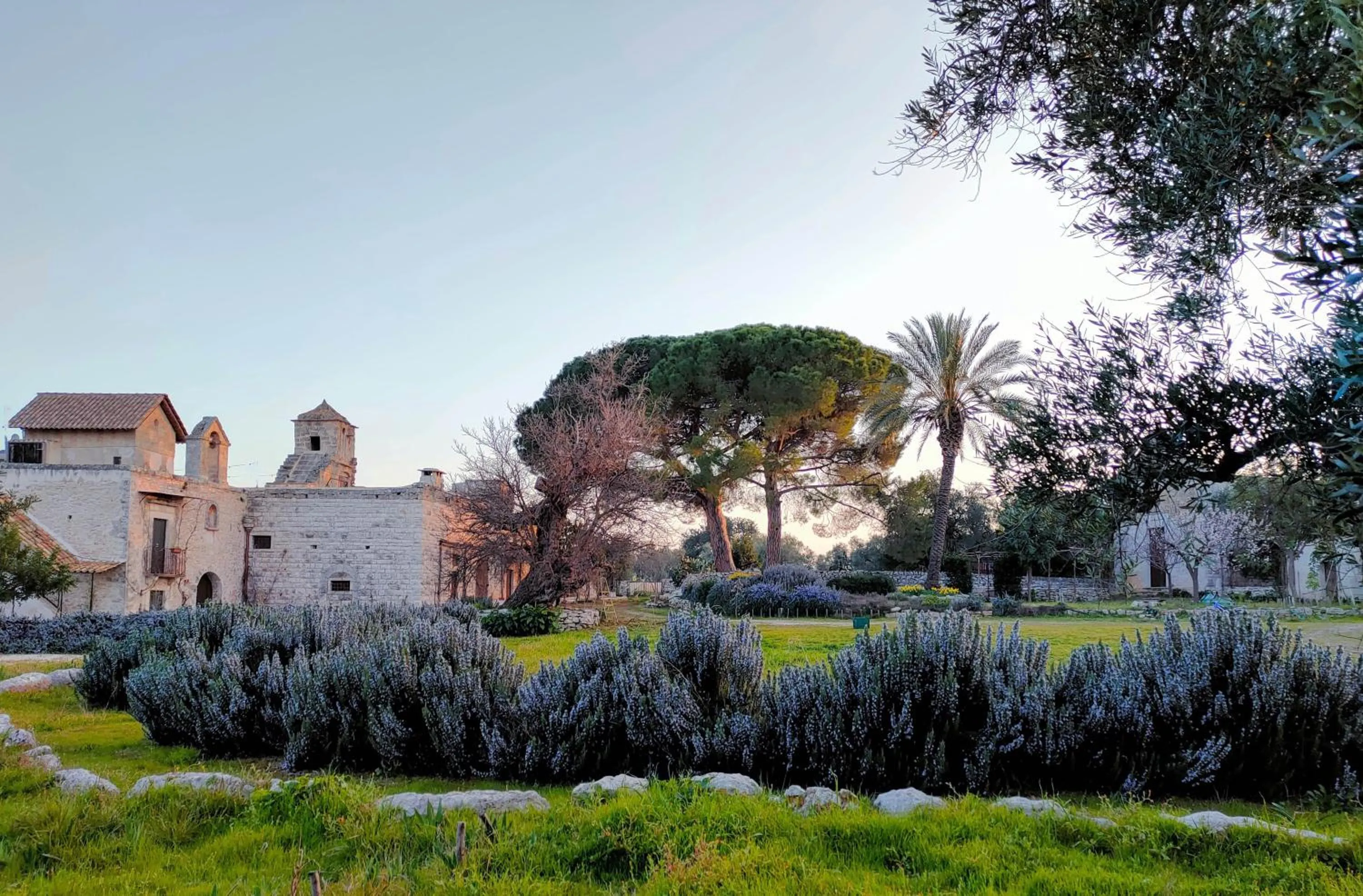 Property building in Posta Santa Croce