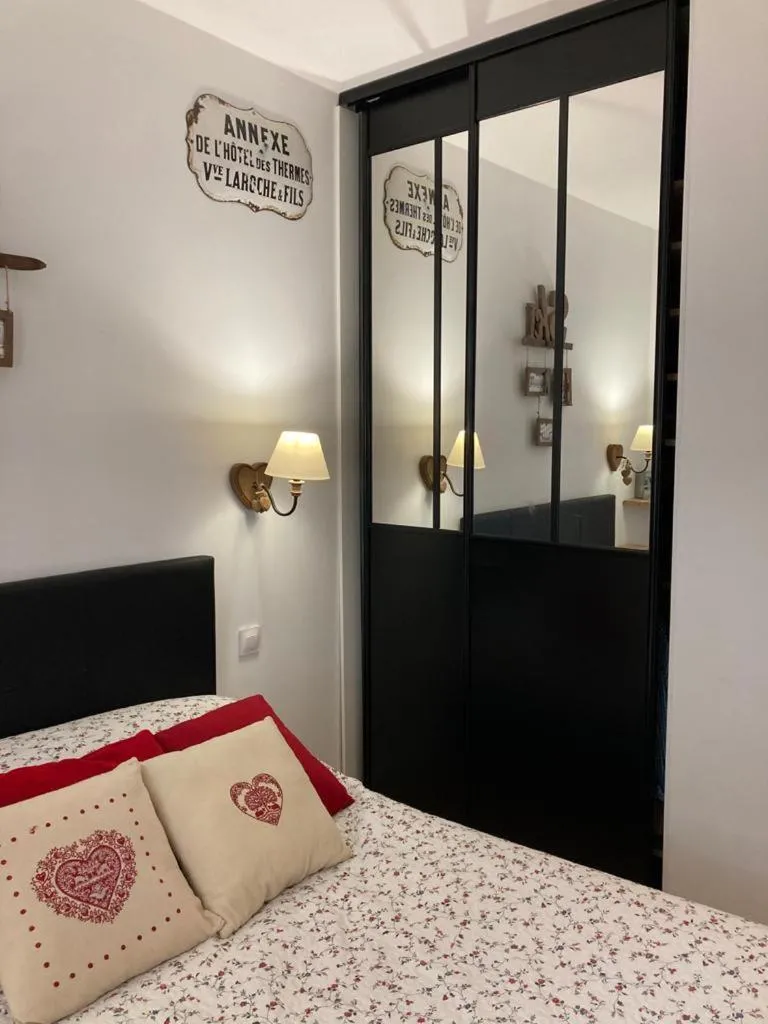 Bed in Appartement Les Amethystes 1