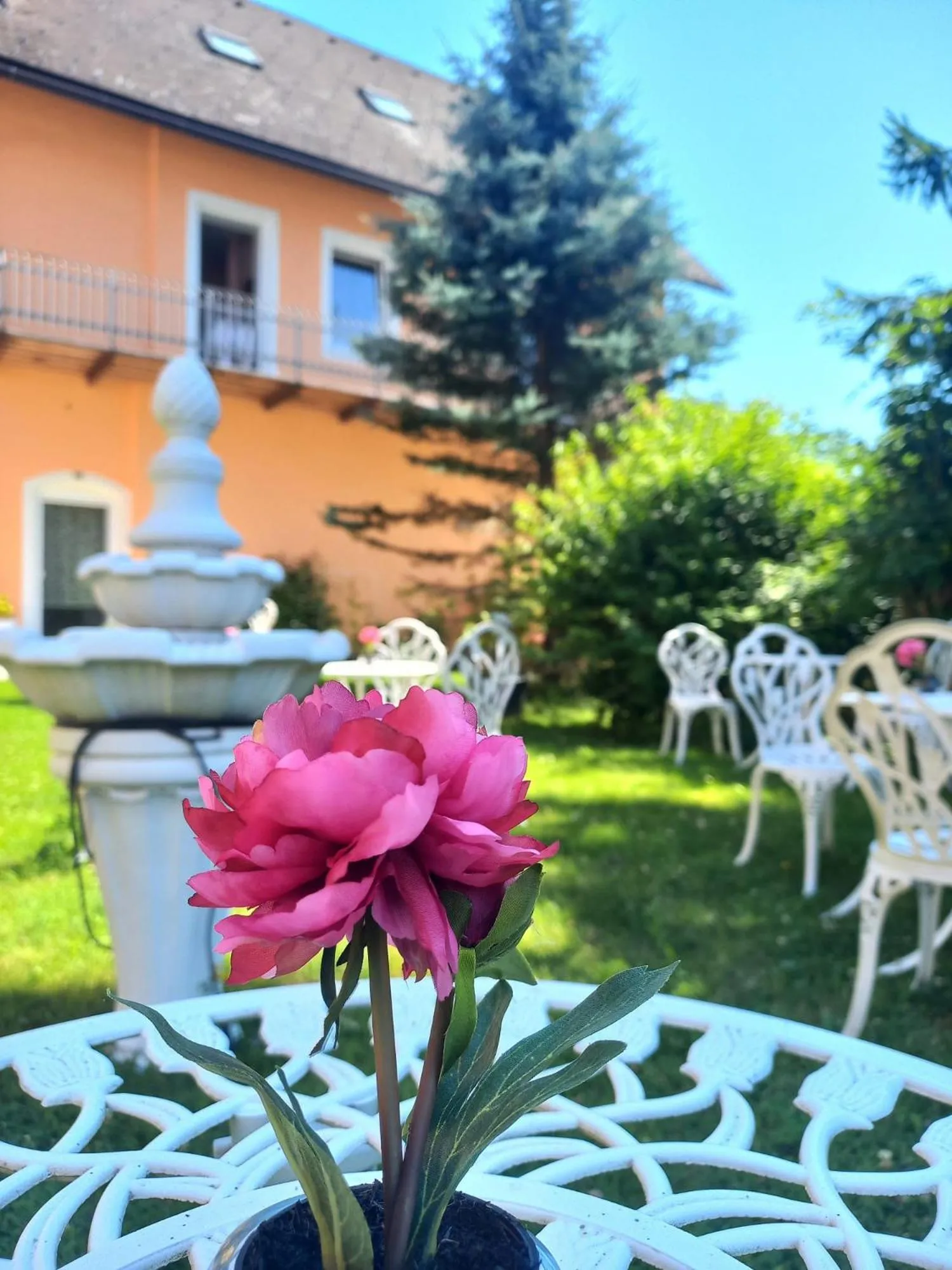 Garden in Frühstückspension Gasthof Gesslbauer