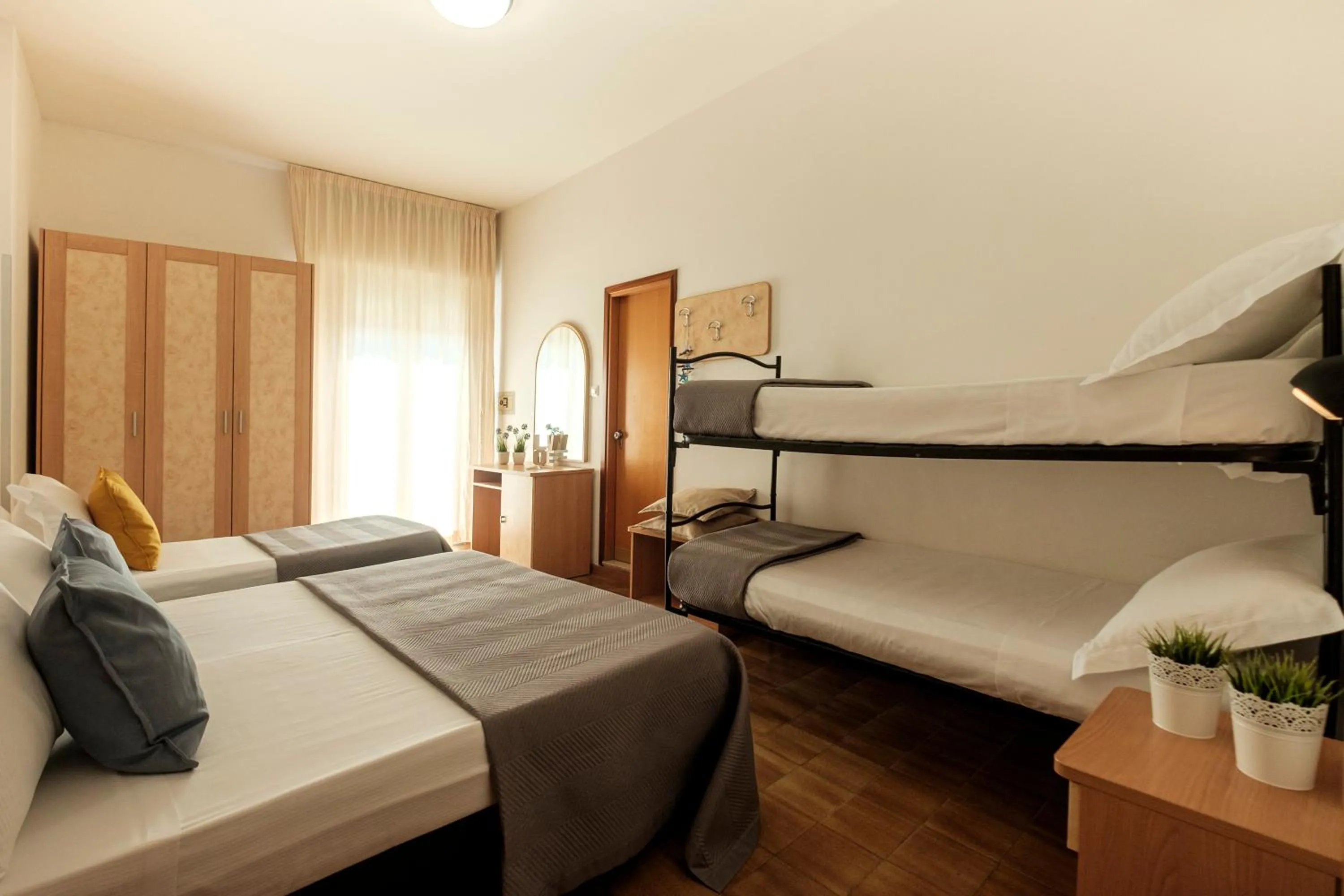 Bed in Hotel Oceanic