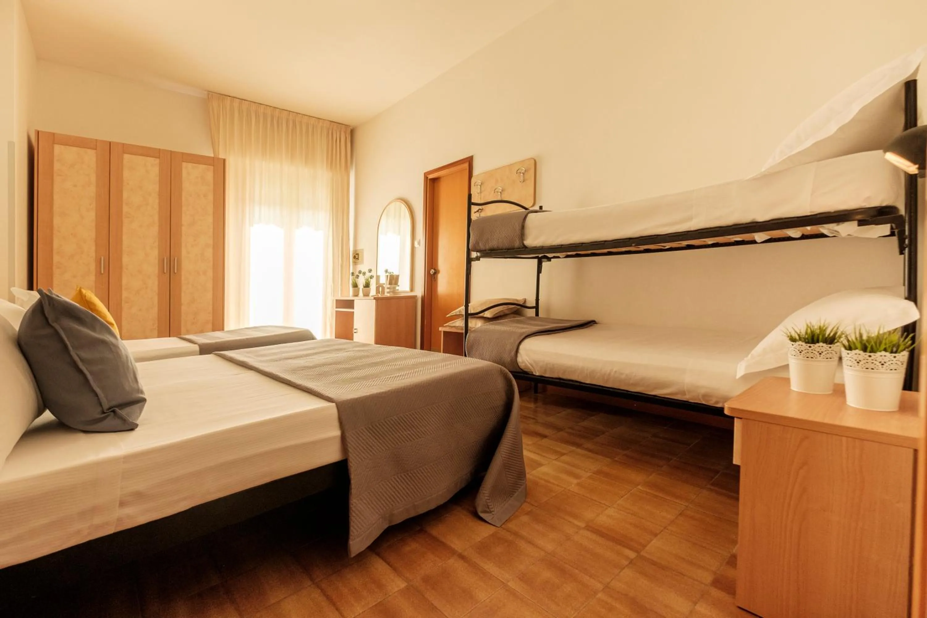 Bed in Hotel Oceanic