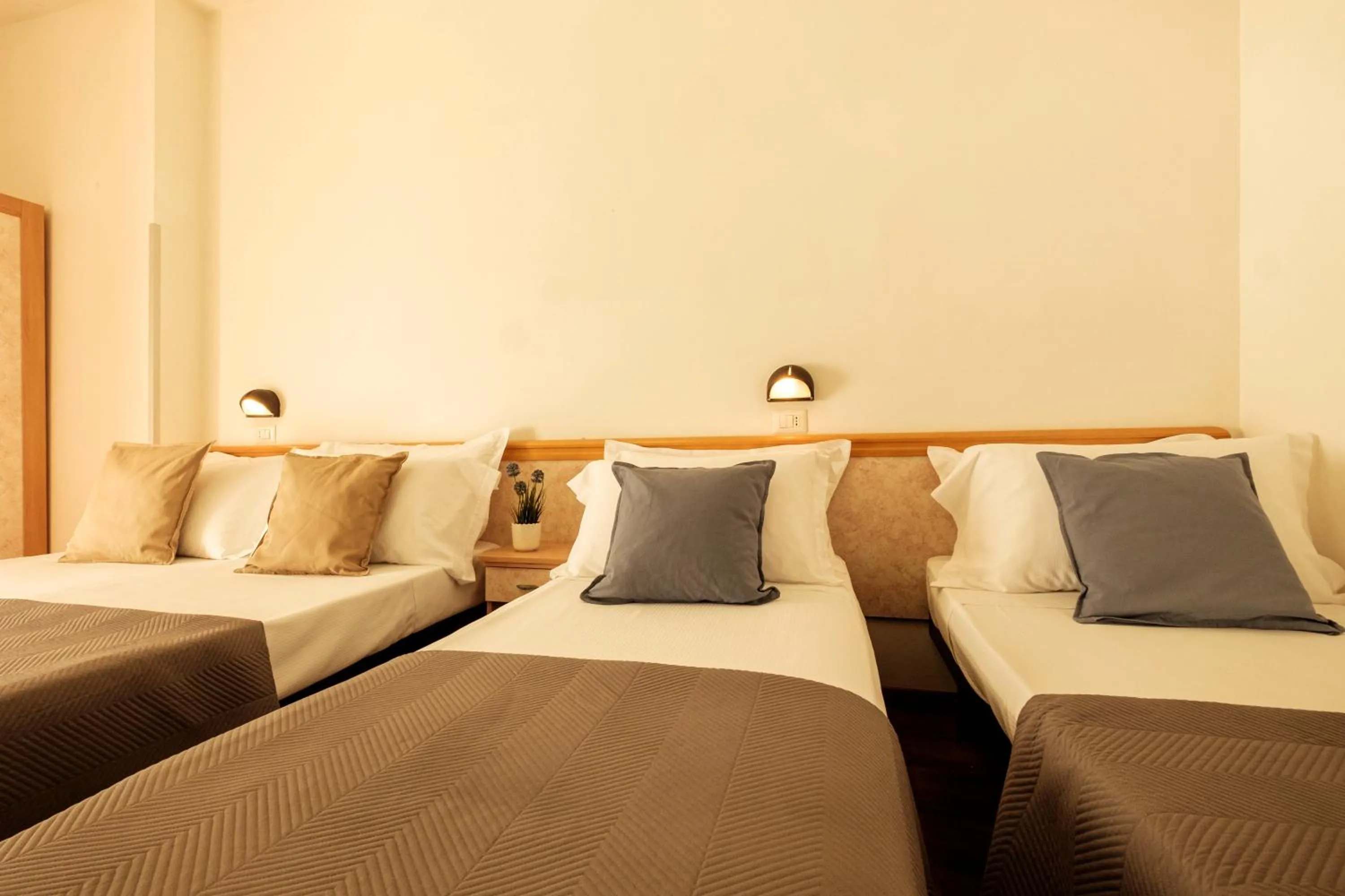 Bed in Hotel Oceanic