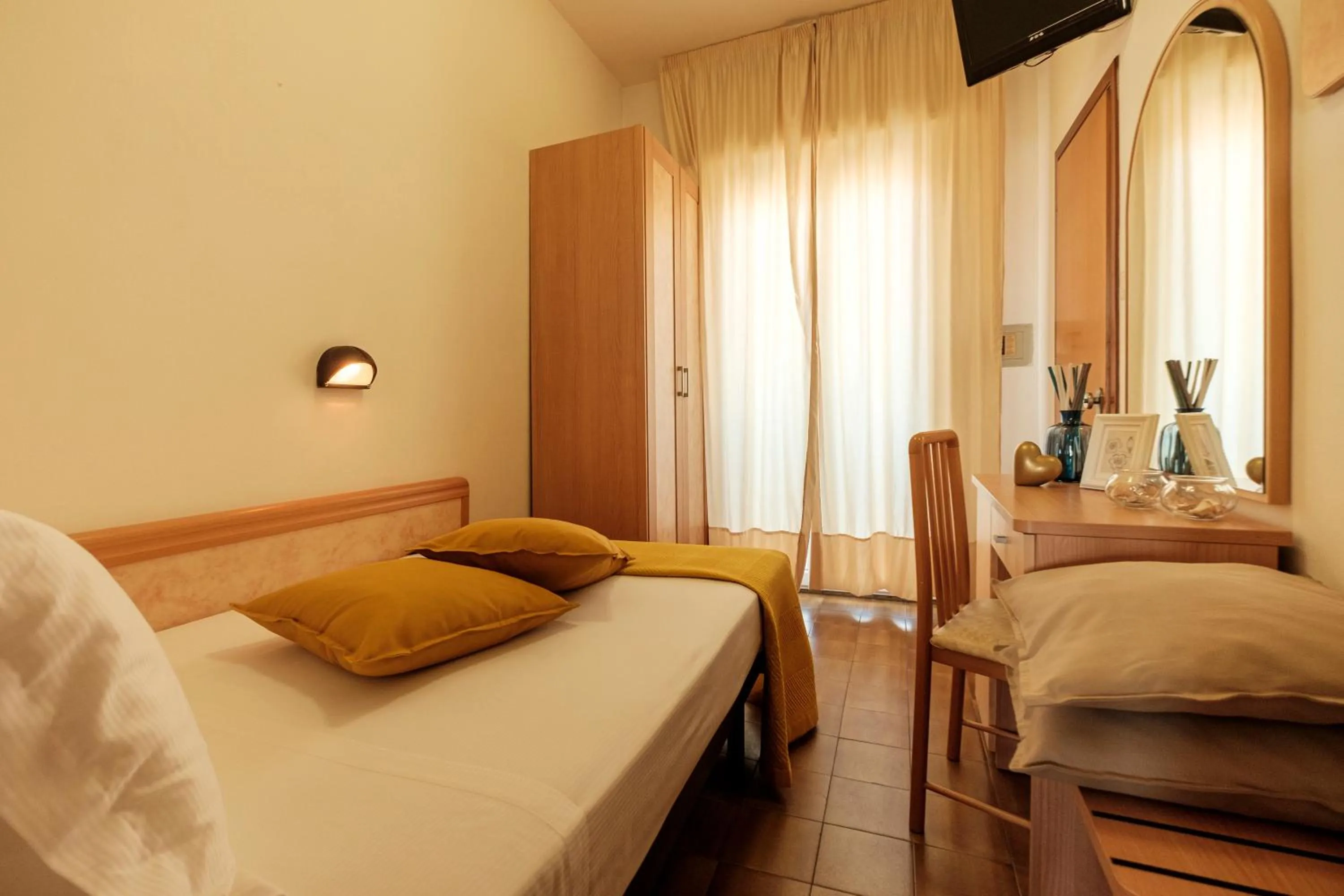 Bed in Hotel Oceanic