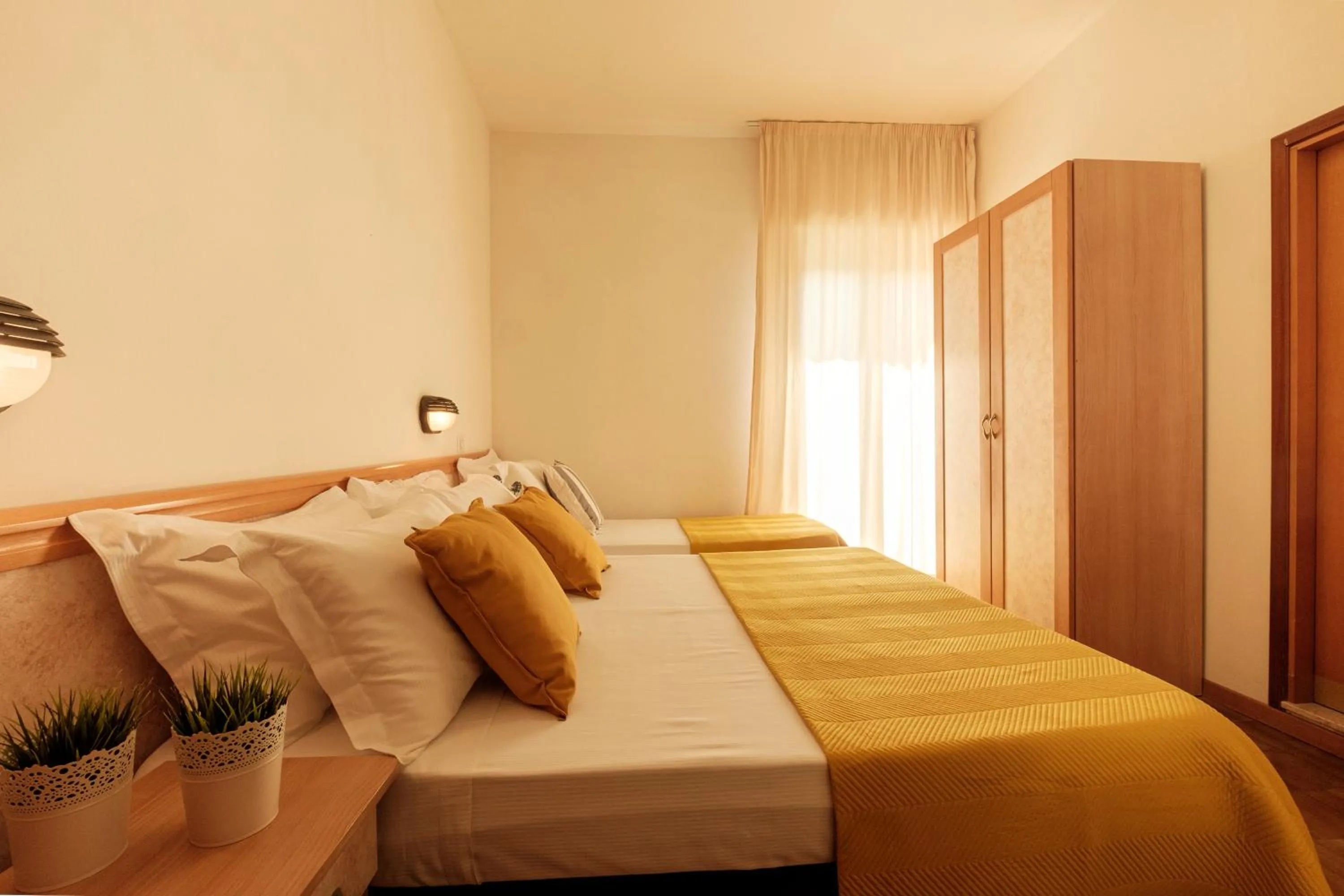 Bed in Hotel Oceanic