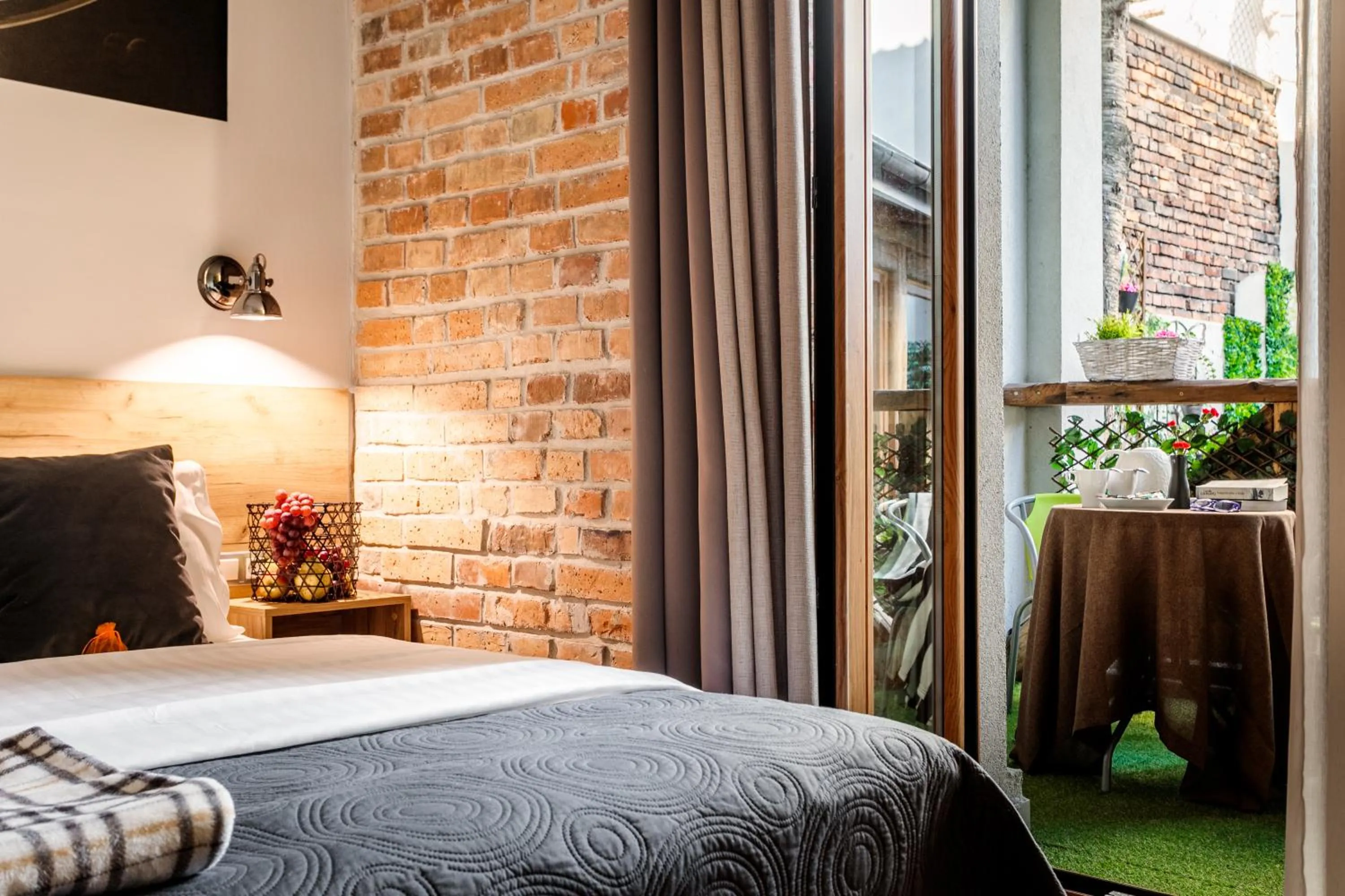 Bedroom, Bed in Art & Garden Residence