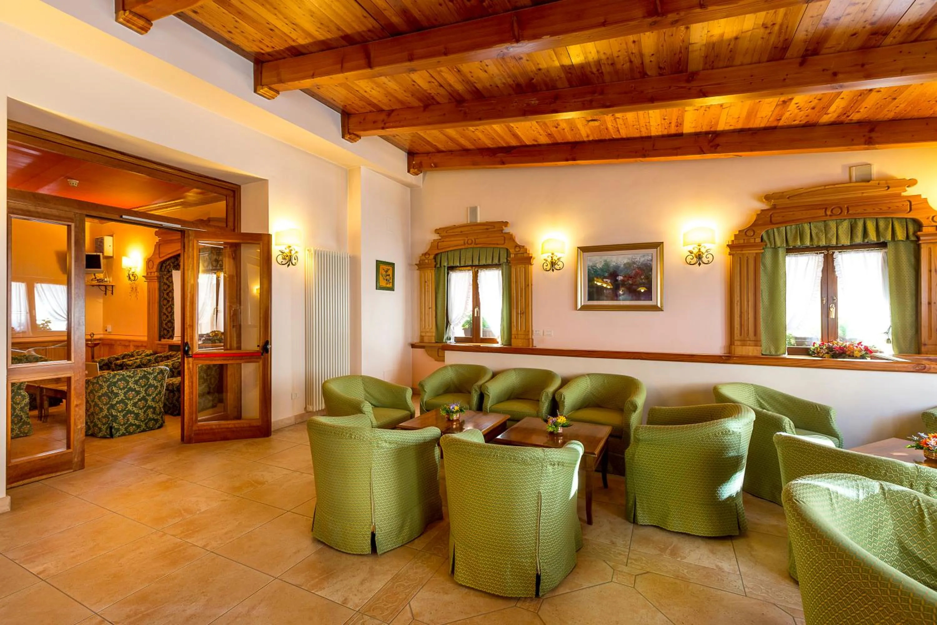 Communal lounge/ TV room in Hotel Trieste