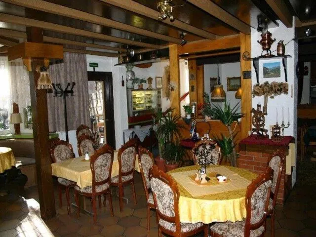 Hotel-Pension- Waldeck