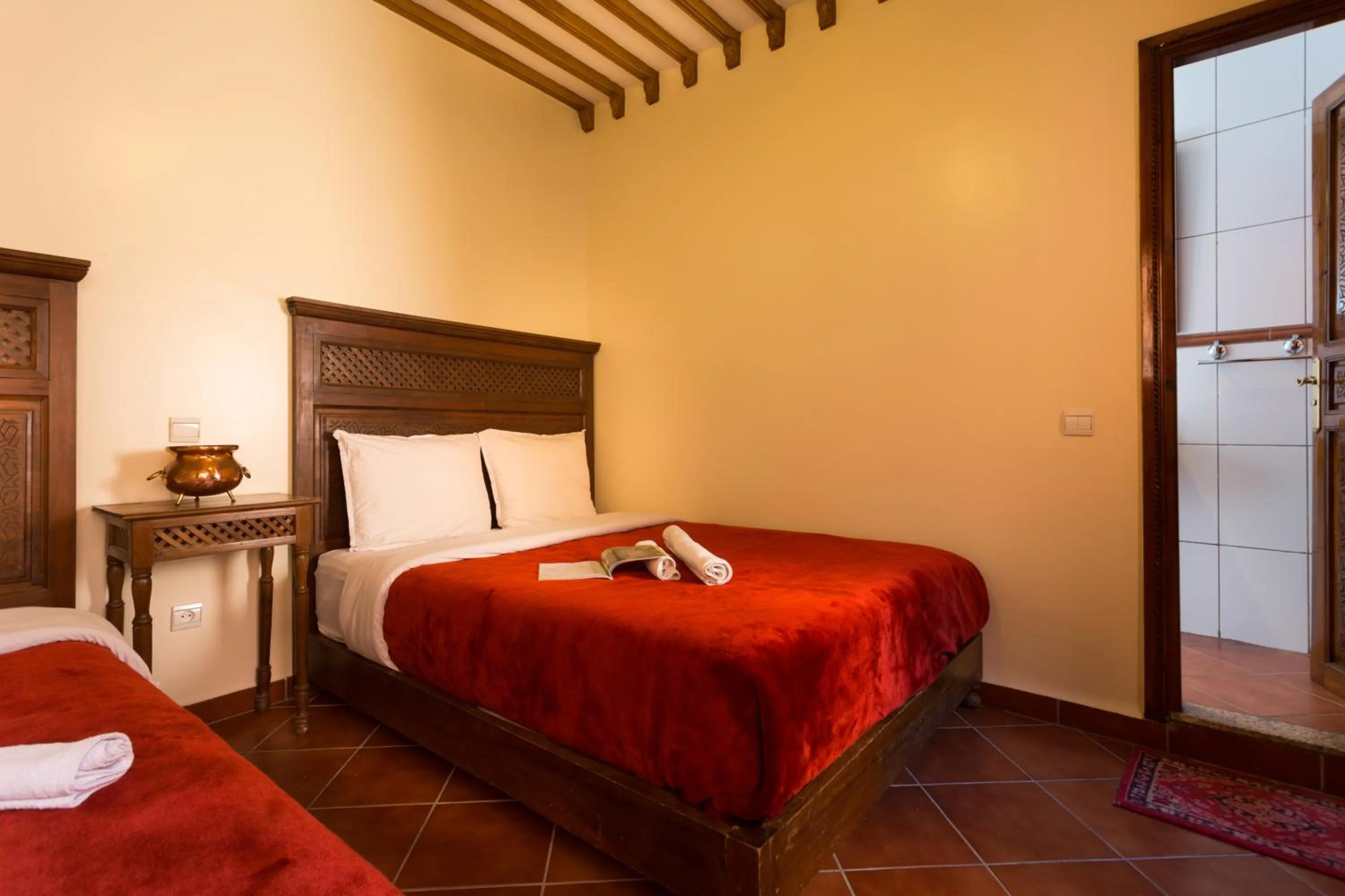 Photo of the whole room, Bed in Hotel Atlas