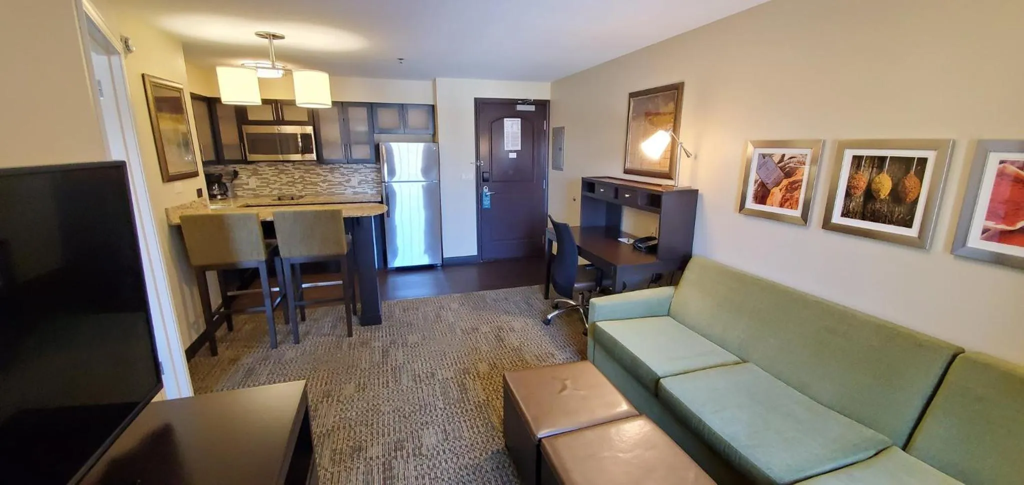 Photo of the whole room in Staybridge Suites Eau Claire - Altoona by IHG