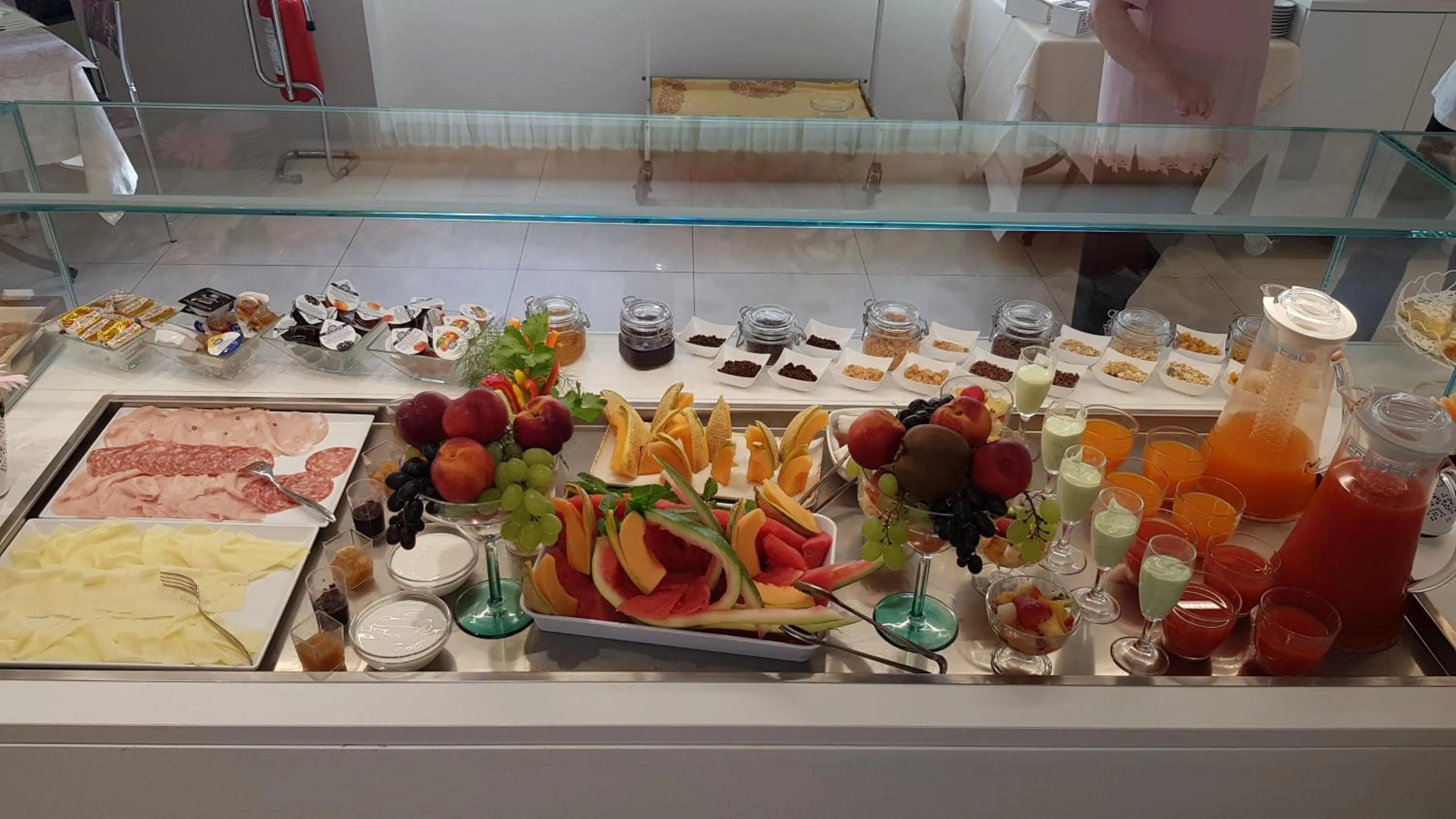 Food and drinks in Hotel Record