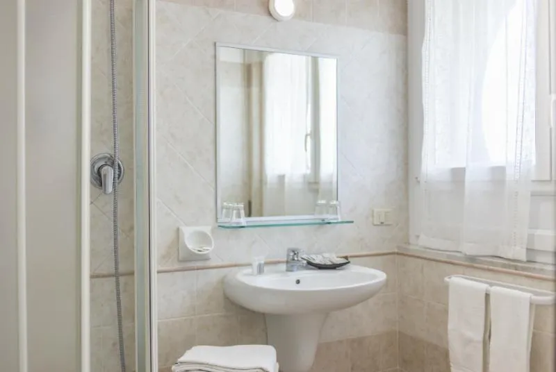 Bathroom in Hotel Record