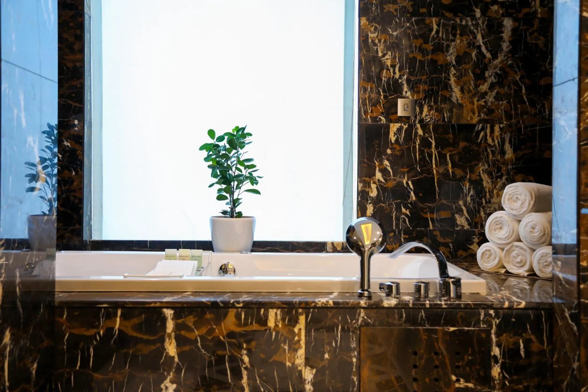 Bedroom in Crowne Plaza Kuwait Al Thuraya City by IHG