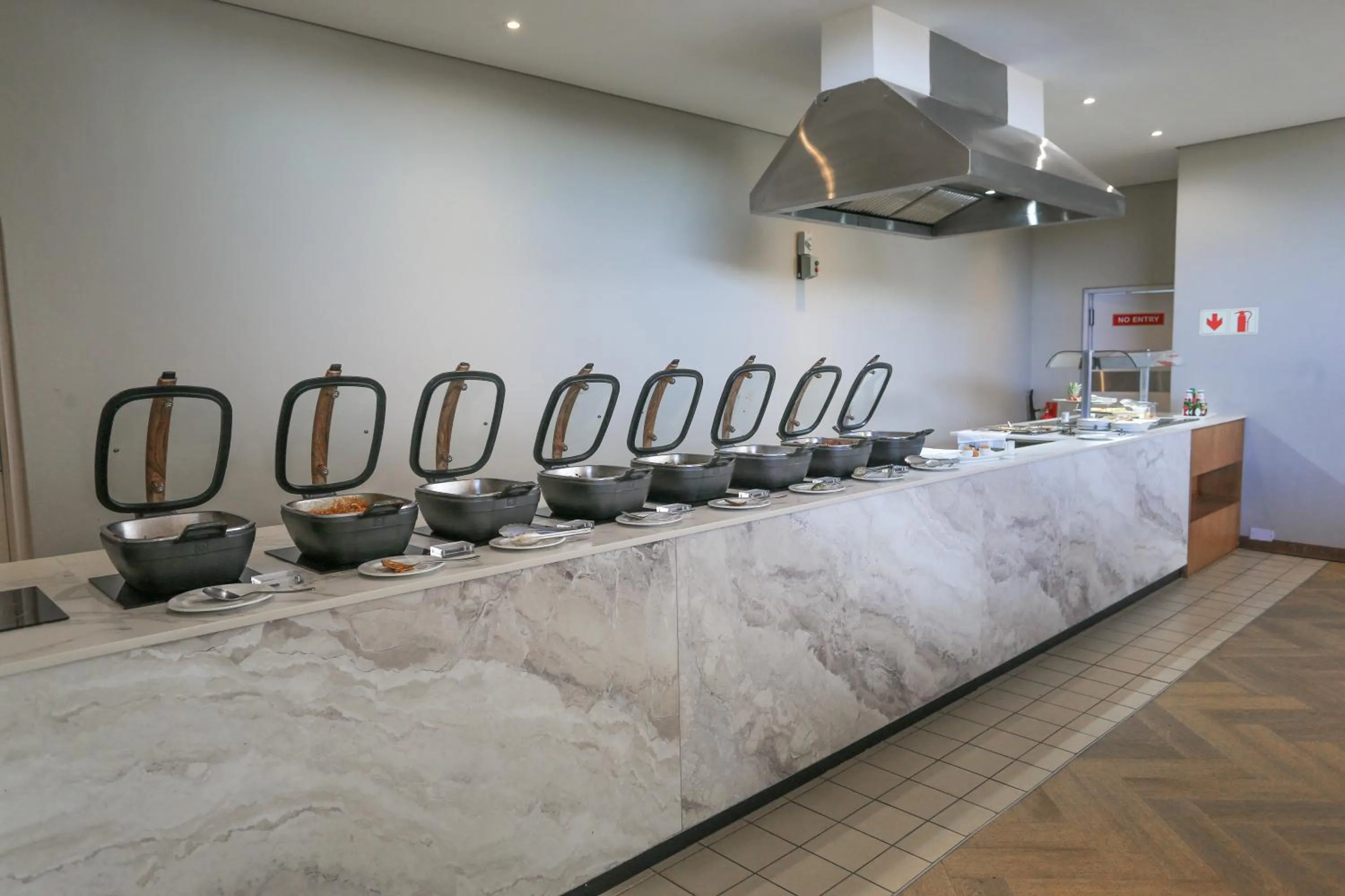 Buffet breakfast in Cresta Jwaneng