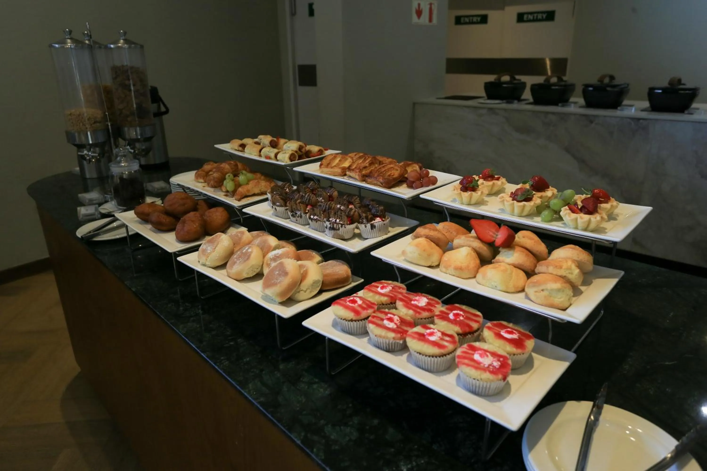 Buffet breakfast in Cresta Jwaneng