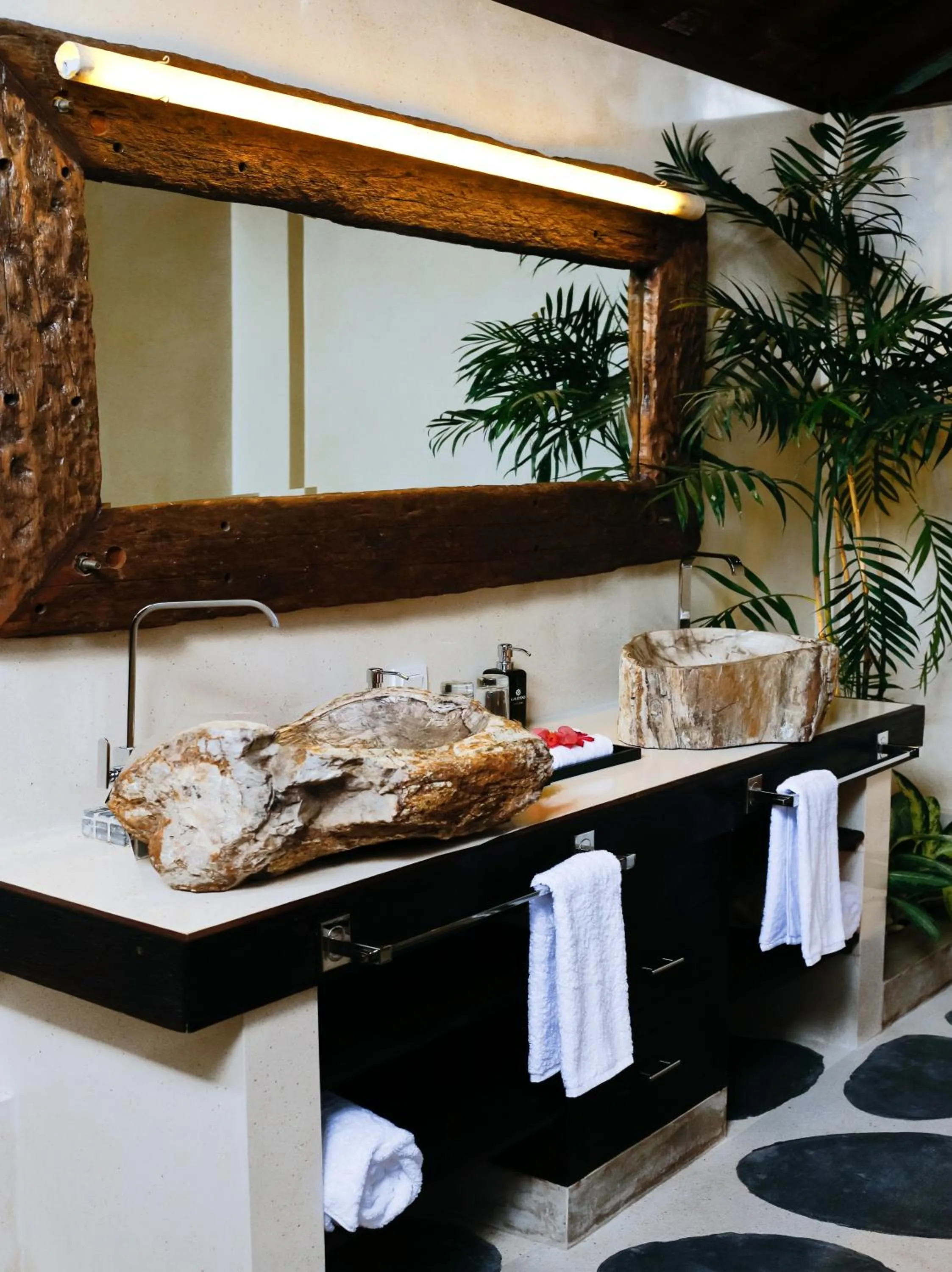 Decorative detail in Kaleydo Villas