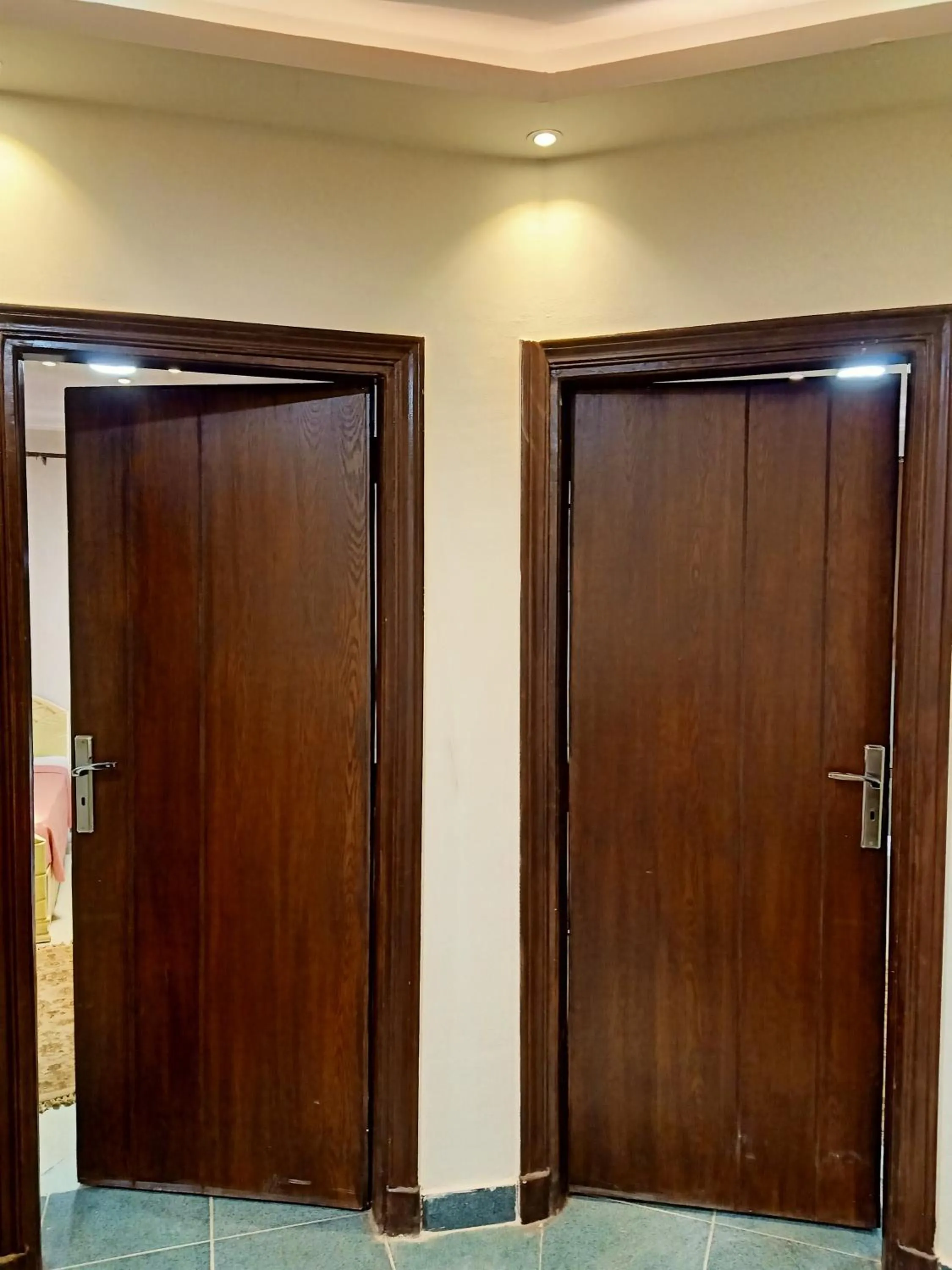 Area and facilities in Jewel Mandara Apartments