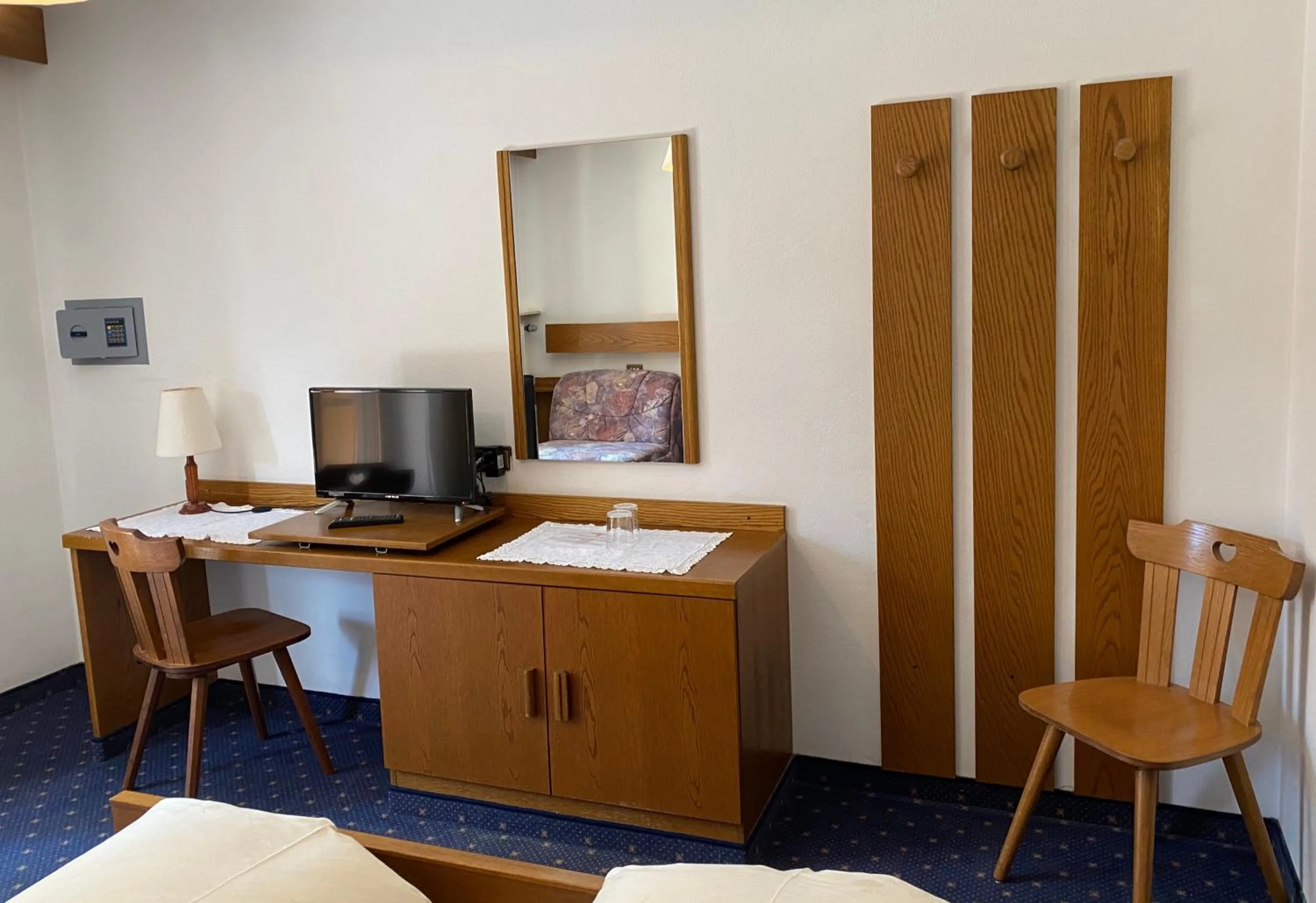 TV and multimedia, Bed in Hotel Friedemann