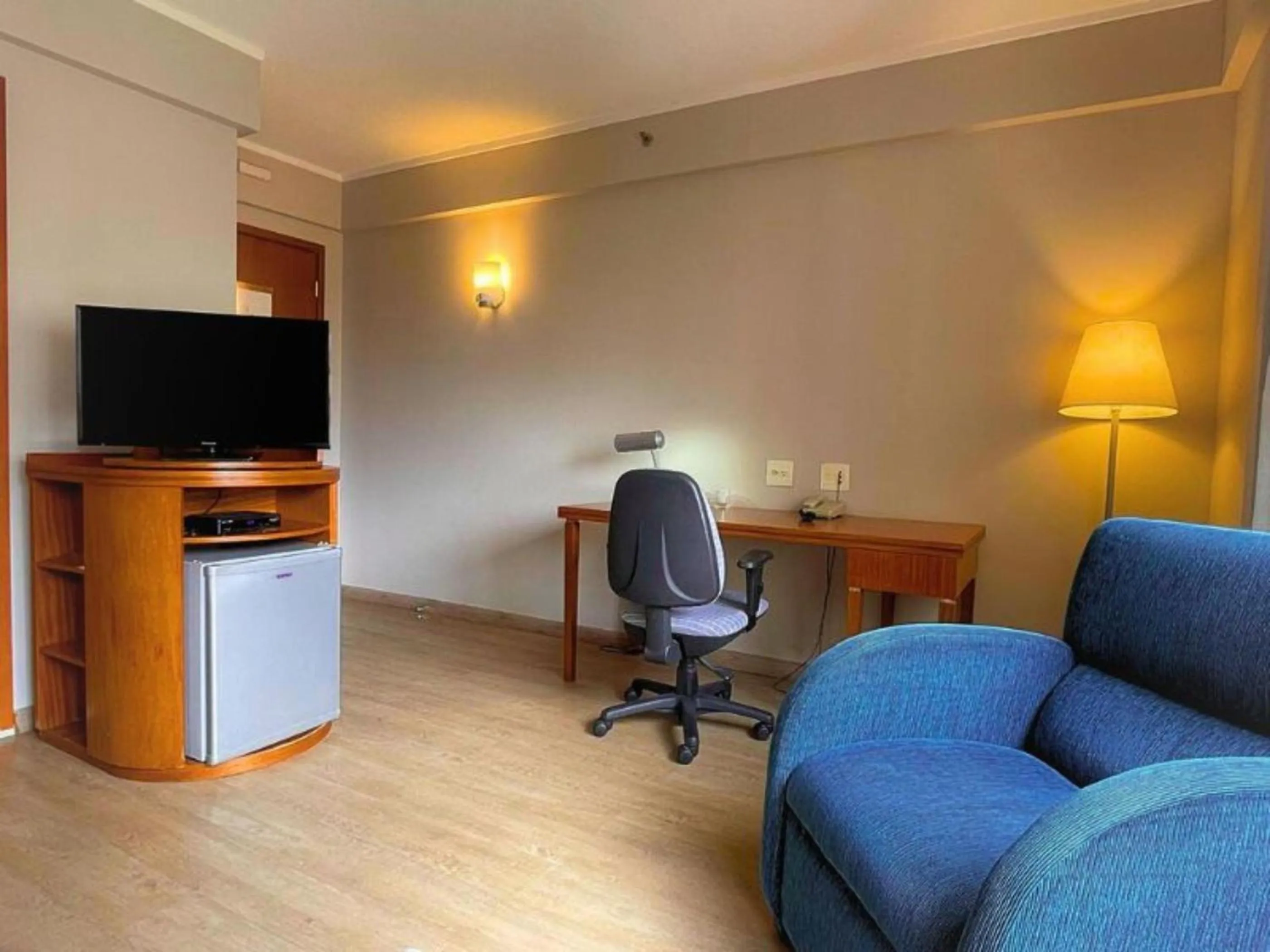 TV and multimedia in Travel Inn Hotels Ibirapuera