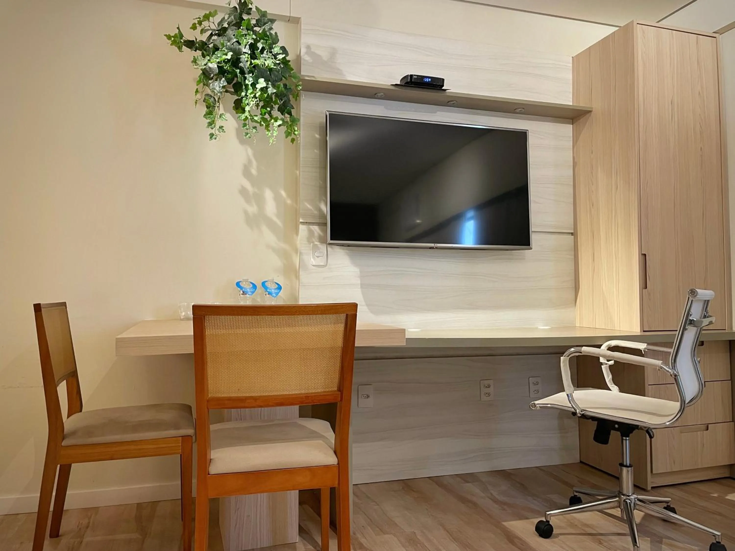 TV and multimedia in Travel Inn Hotels Ibirapuera