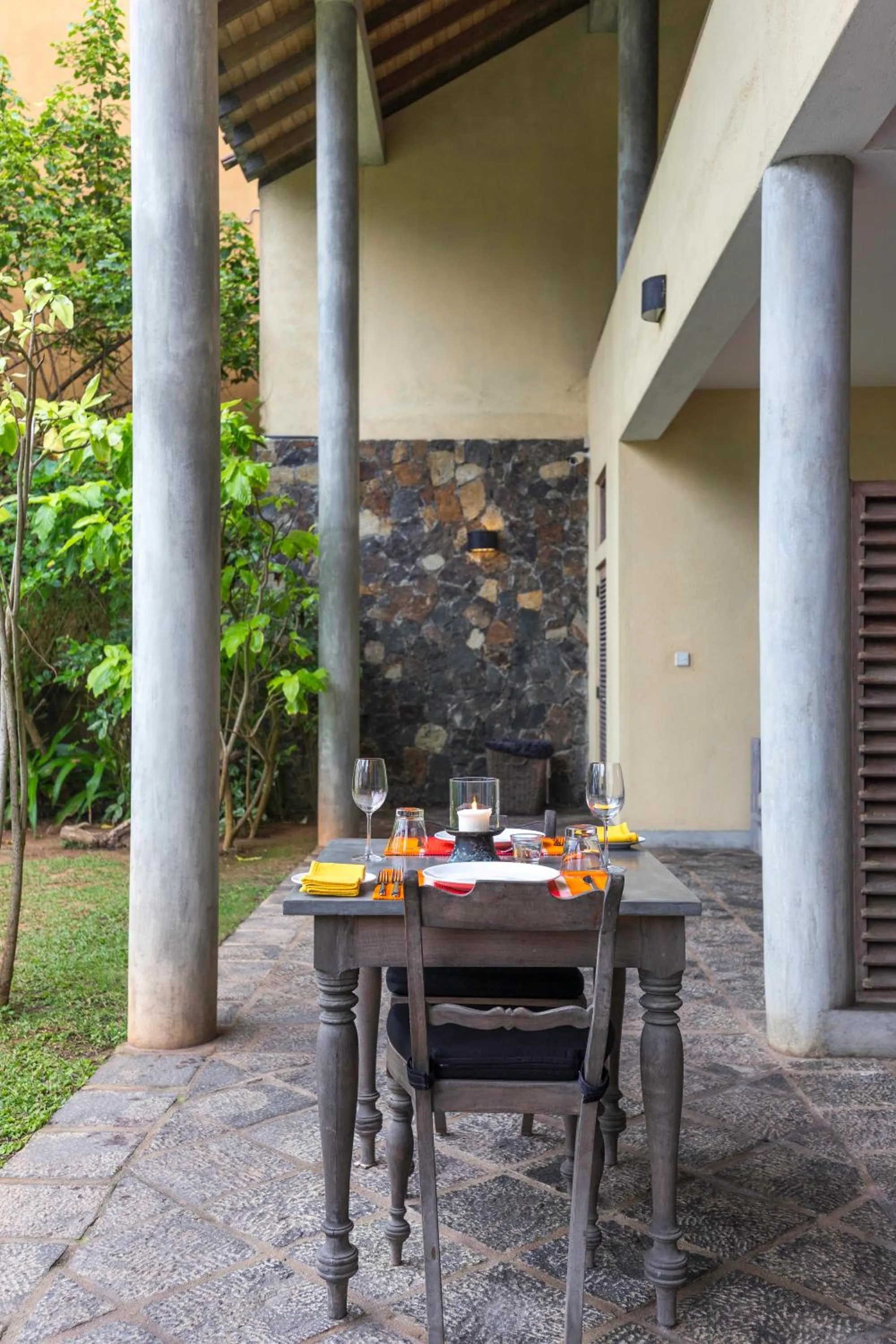 Villa Saffron Hikkaduwa