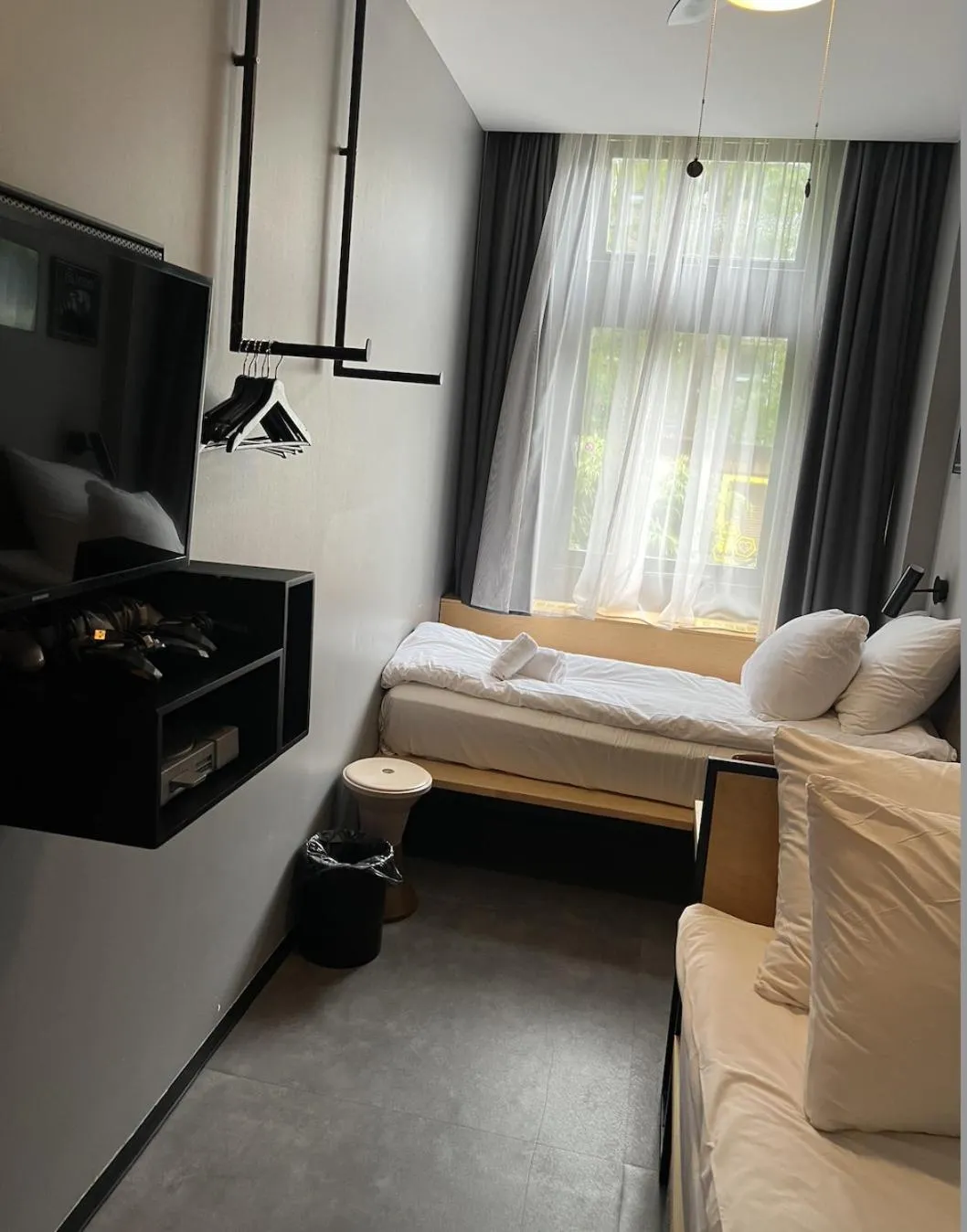 Bed in The Arcade Hotel Amsterdam