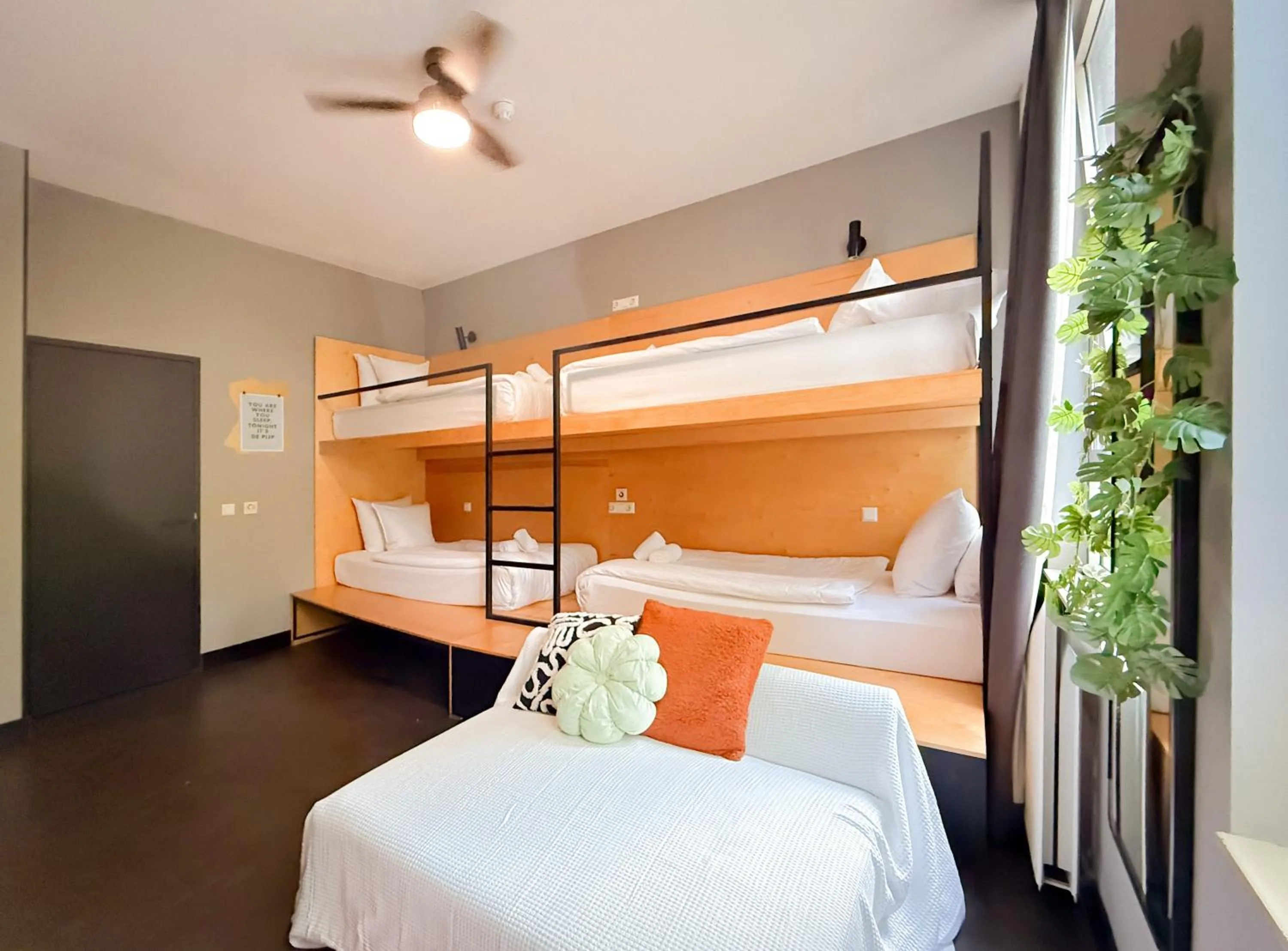 Bed in De Pijp Boutique Hotel