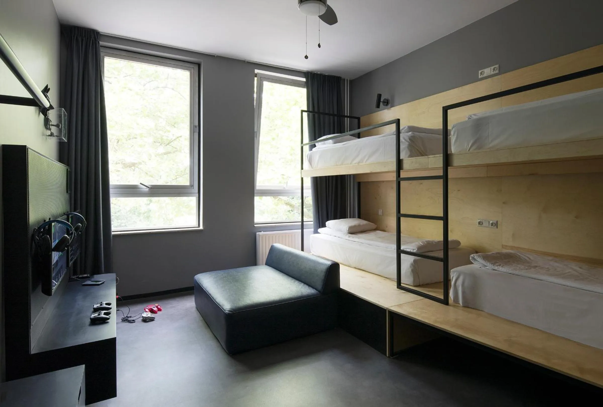 bunk bed, Bed in The Arcade Hotel Amsterdam