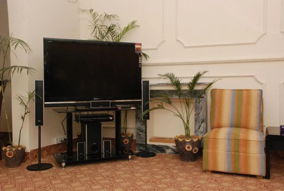 TV and multimedia in Savoy Inn Guest House Islamabad