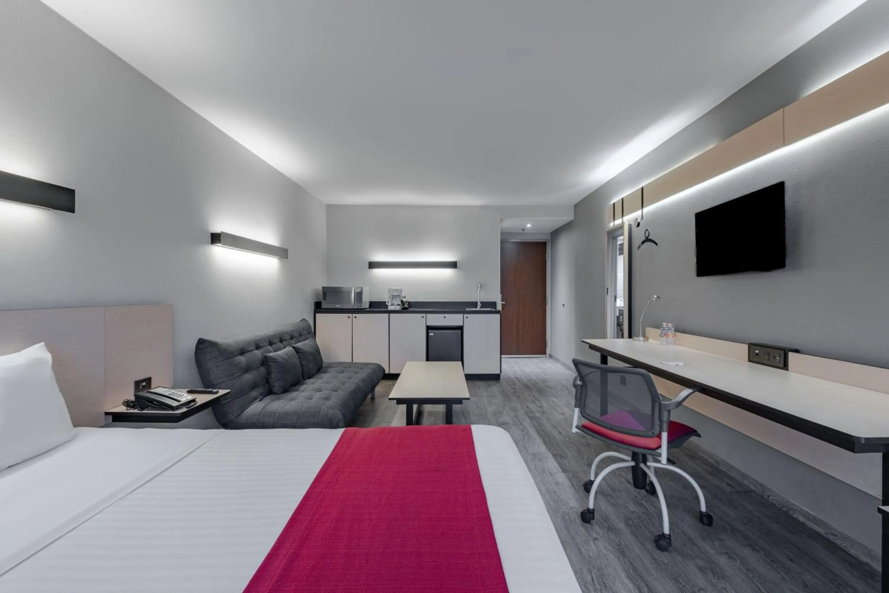 Bedroom, Bed in City Express by Marriott Guadalajara Aeropuerto