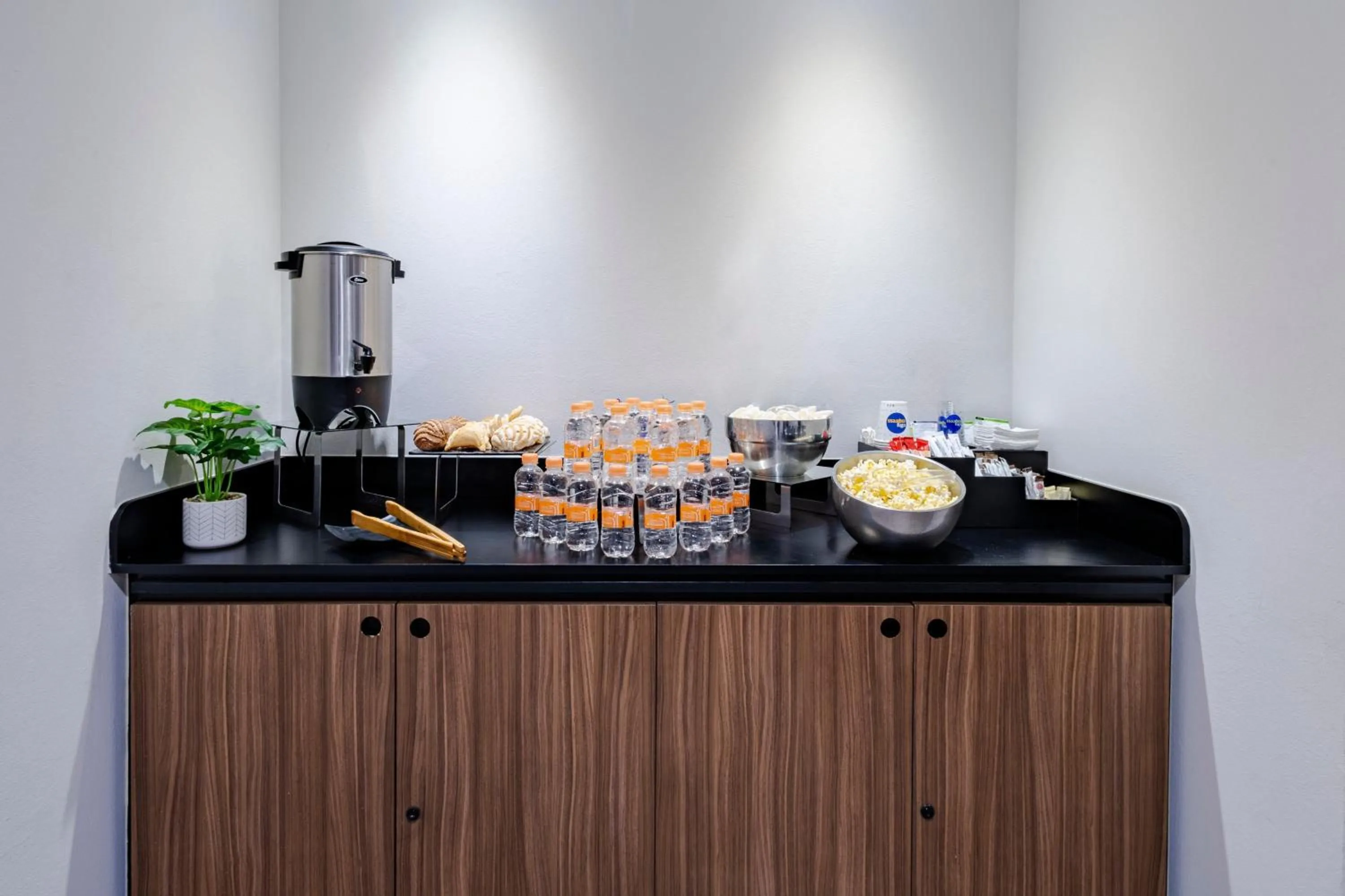 Meeting/conference room in City Express by Marriott Guadalajara Aeropuerto