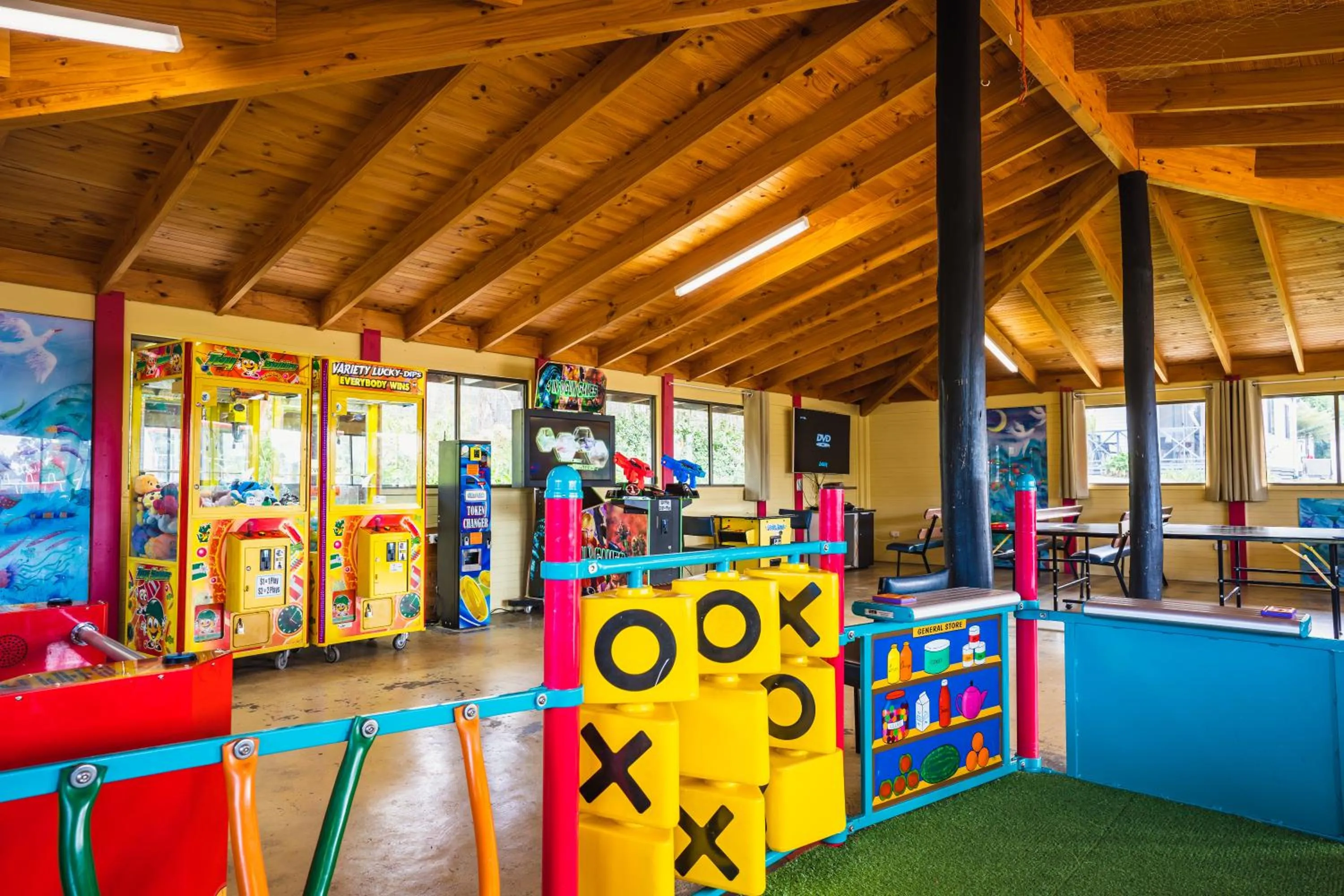 Communal lounge/ TV room in BIG4 Tassie Getaway Parks St Helens