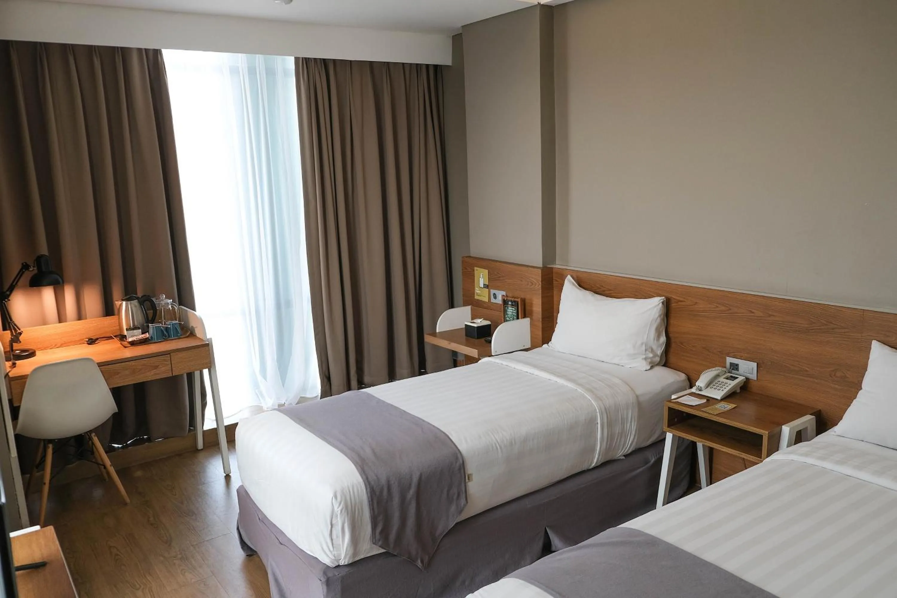 Bedroom, Bed in Allstay Hotel Semarang Simpang Lima