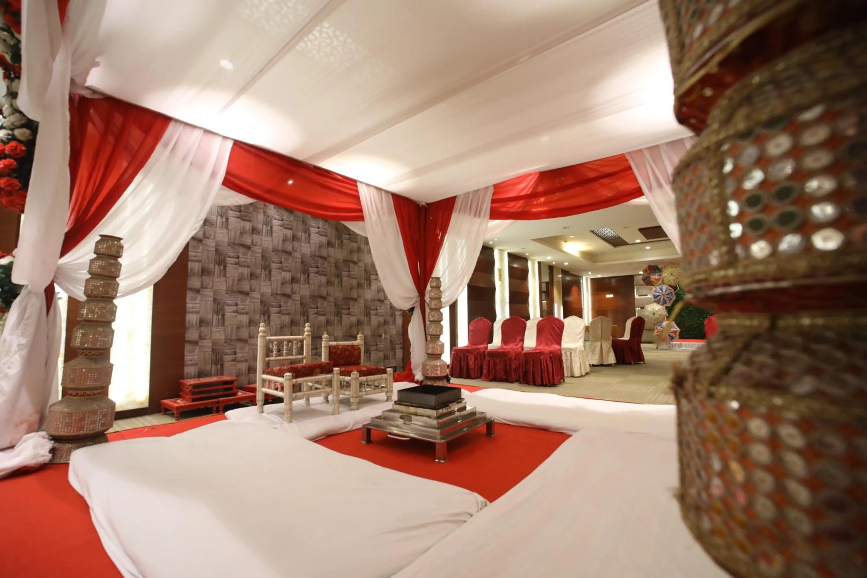 Banquet/Function facilities in The Byke Suraj Plaza Pure Veg, Thane