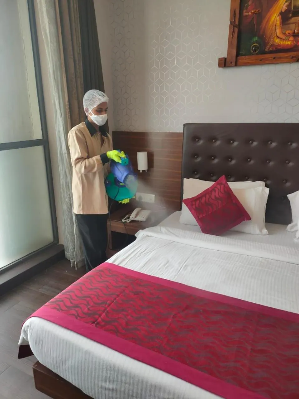 Staff, Bed in The Byke Suraj Plaza Pure Veg, Thane