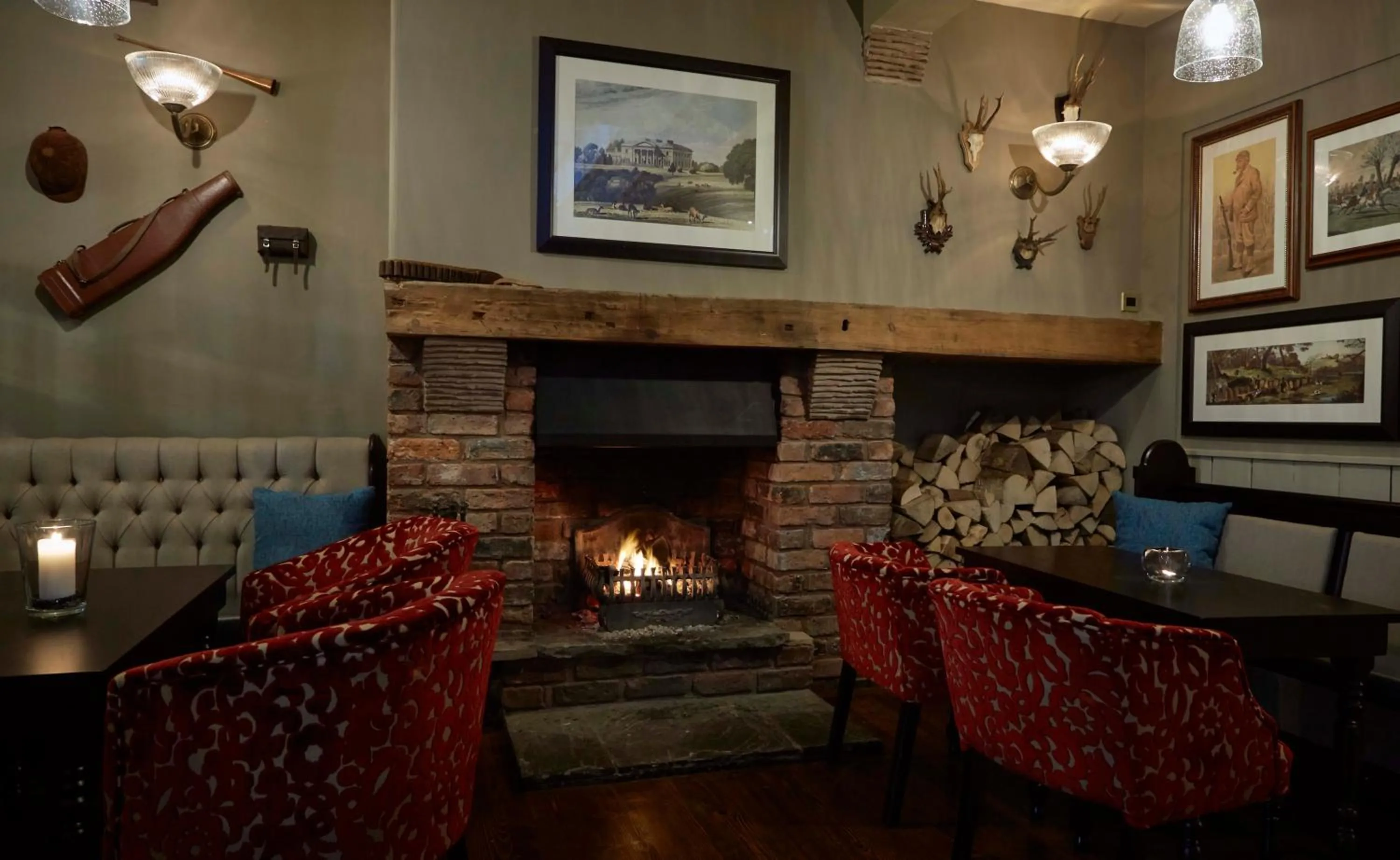 Lounge or bar in The Golden Pheasant