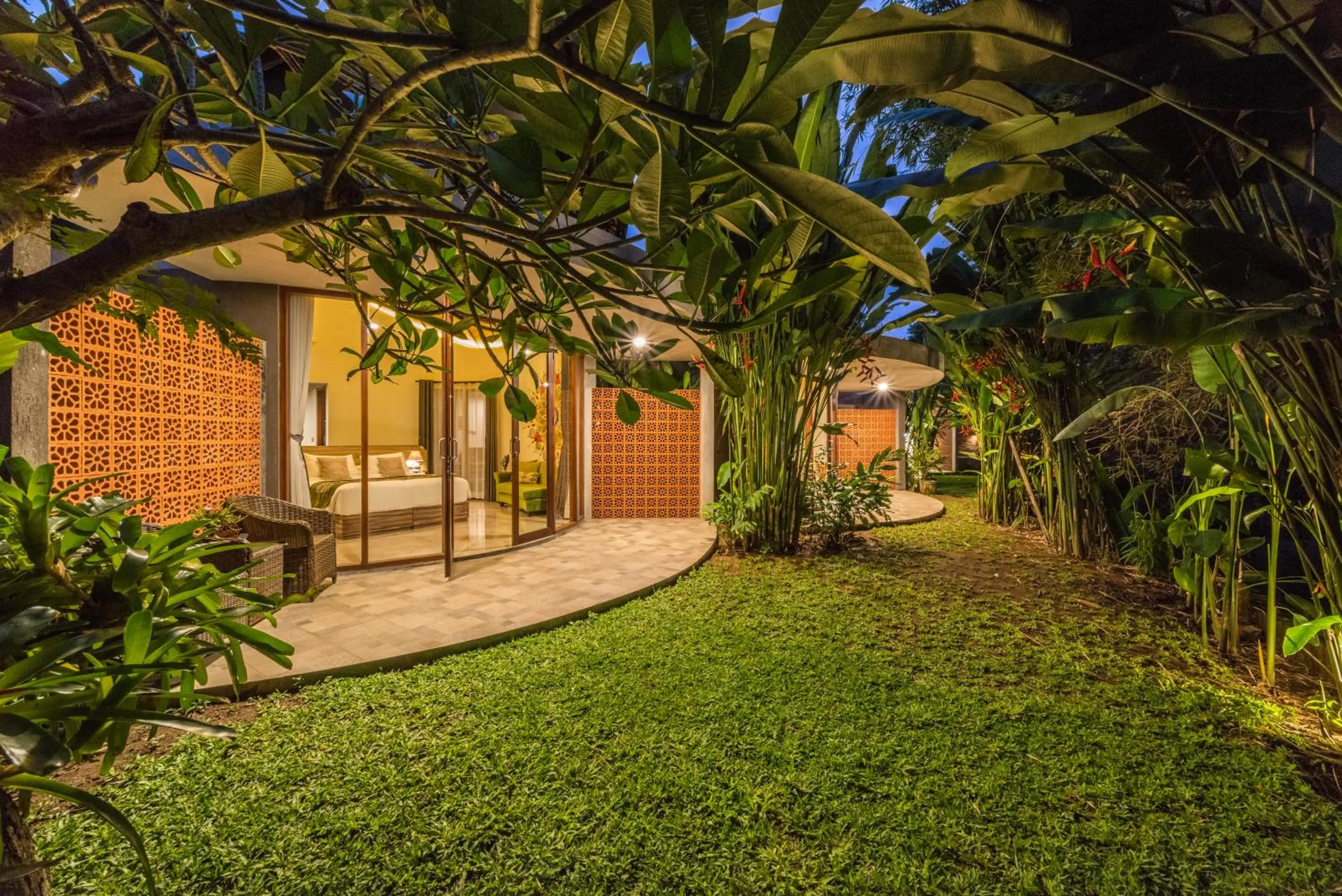 Garden in De Moksha Eco Friendly Boutique Resort